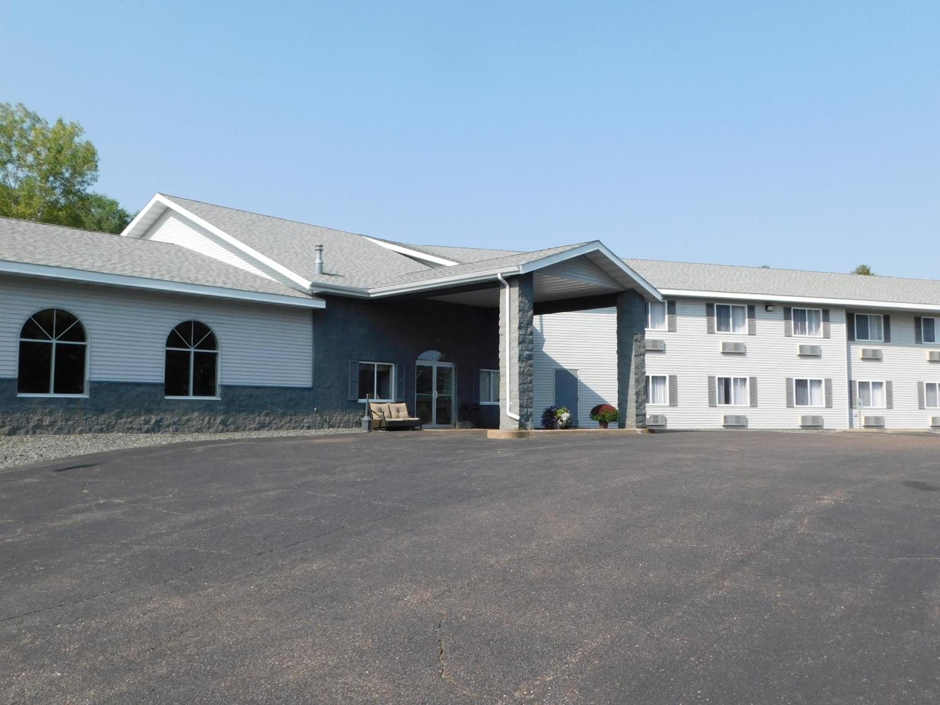 Northwoods Best Inn - Chetek photo 3