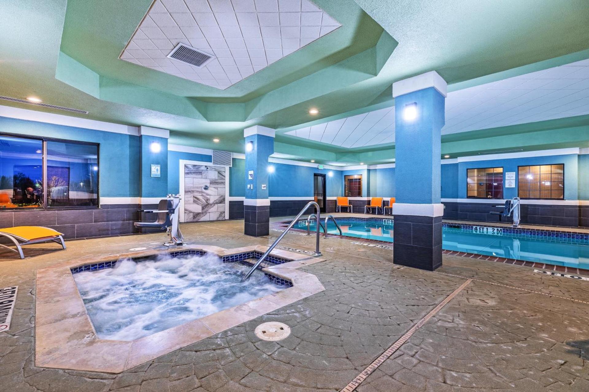 Holiday Inn Express Guymon by IHG photo 16