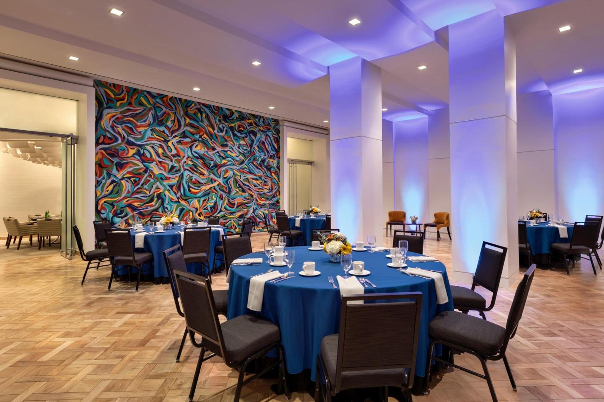 Hotel Indigo Atlanta Downtown by IHG photo 32