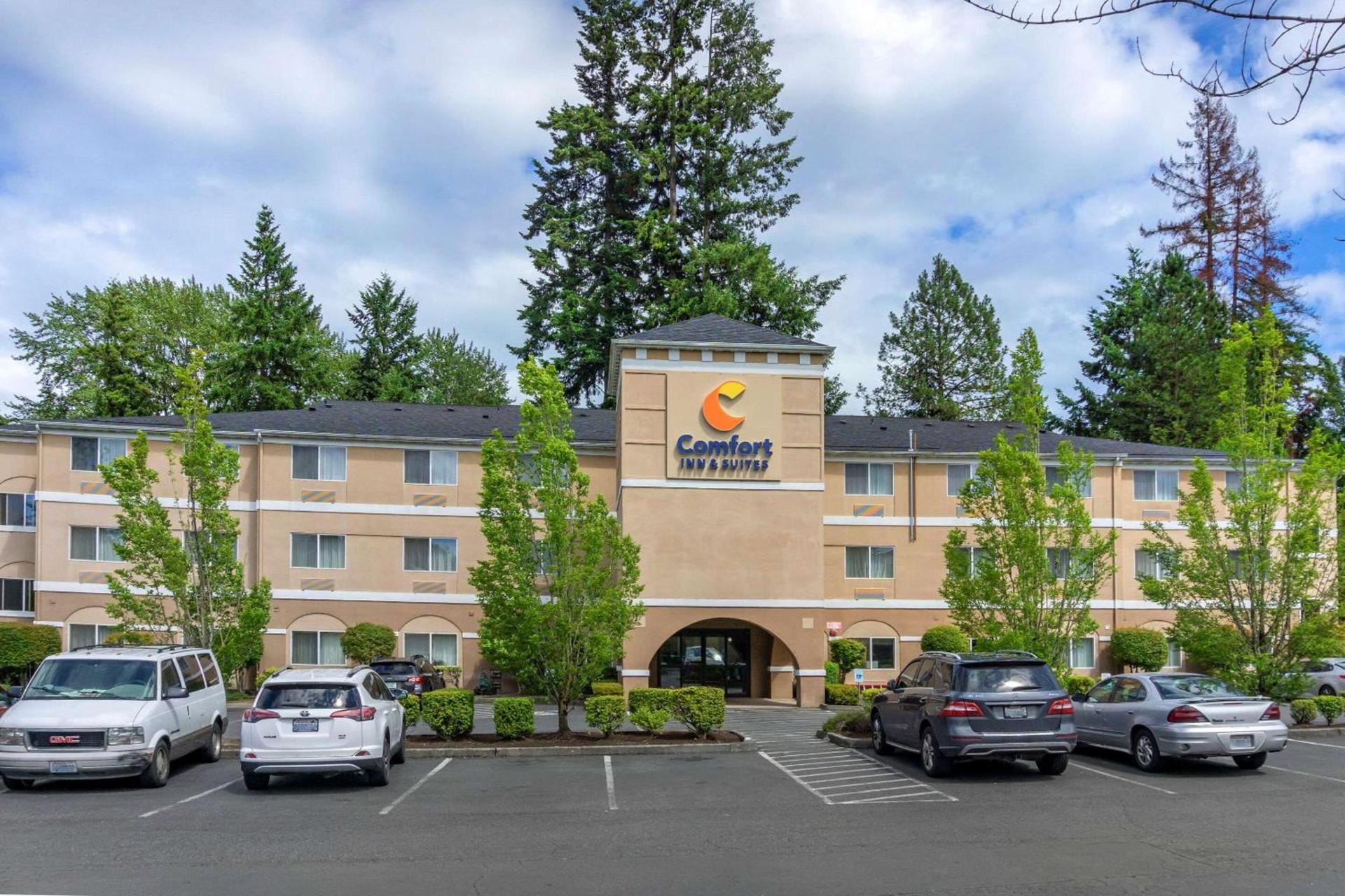 Comfort Inn & Suites Bothell - Seattle North — hotel in Bothell