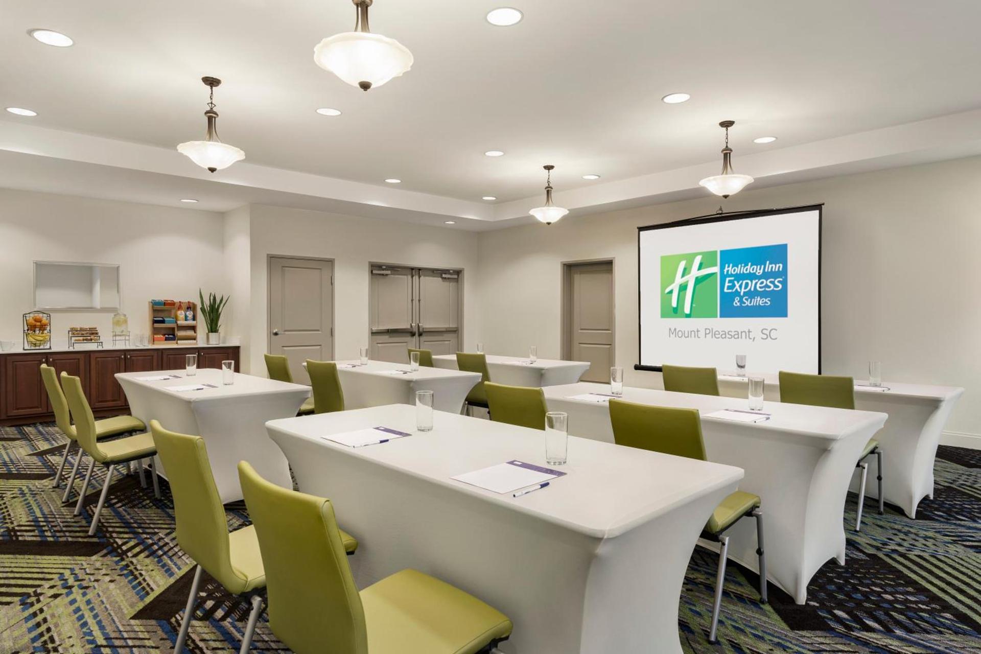 Holiday Inn Express Hotel & Suites Mount Pleasant - Charleston by IHG photo 9