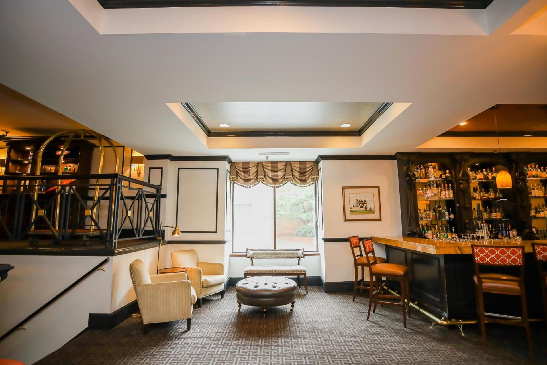 Dunhill Hotel photo 18
