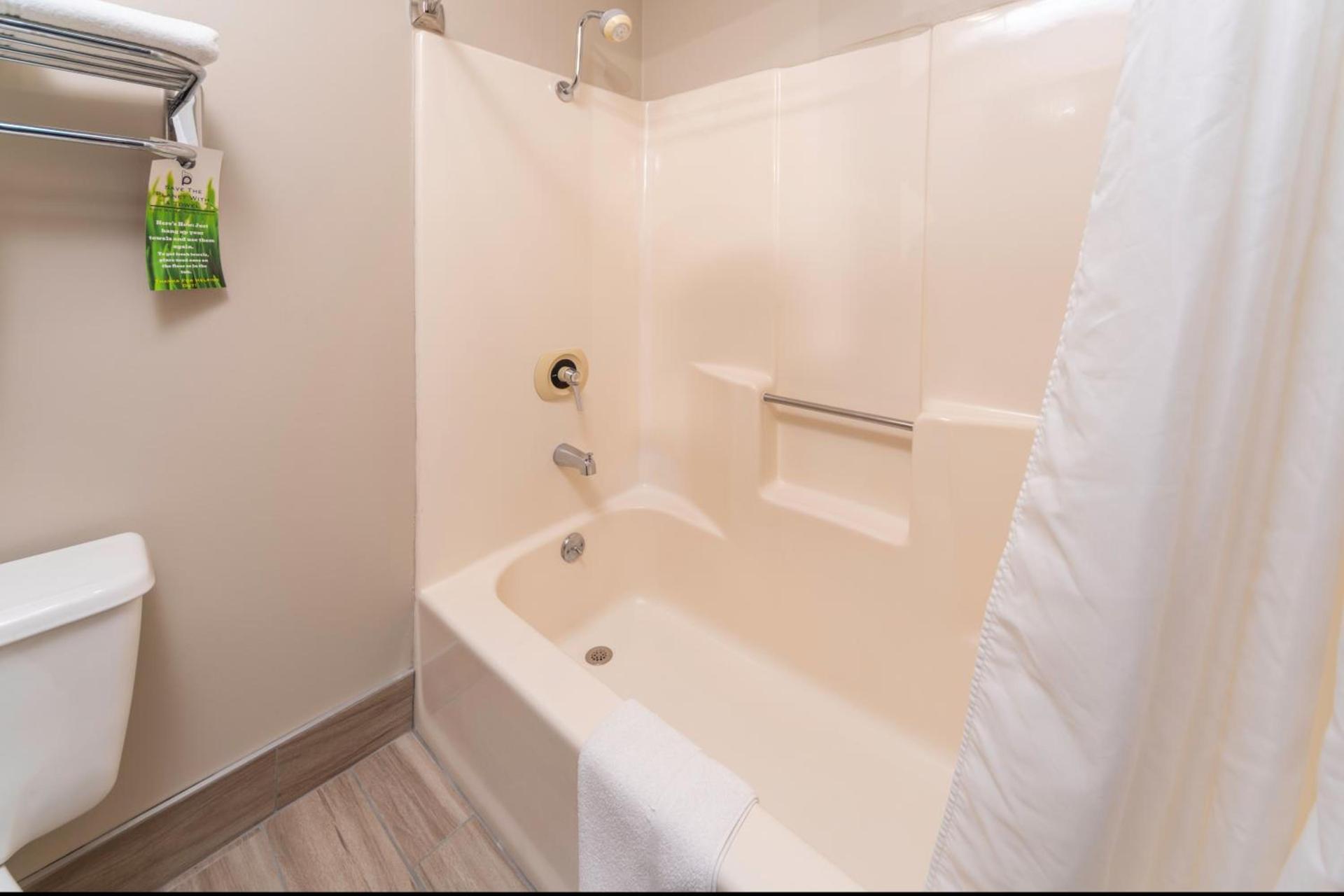 BridgePointe Inn & Suites by BPhotels, Council Bluffs, Omaha Area photo 18