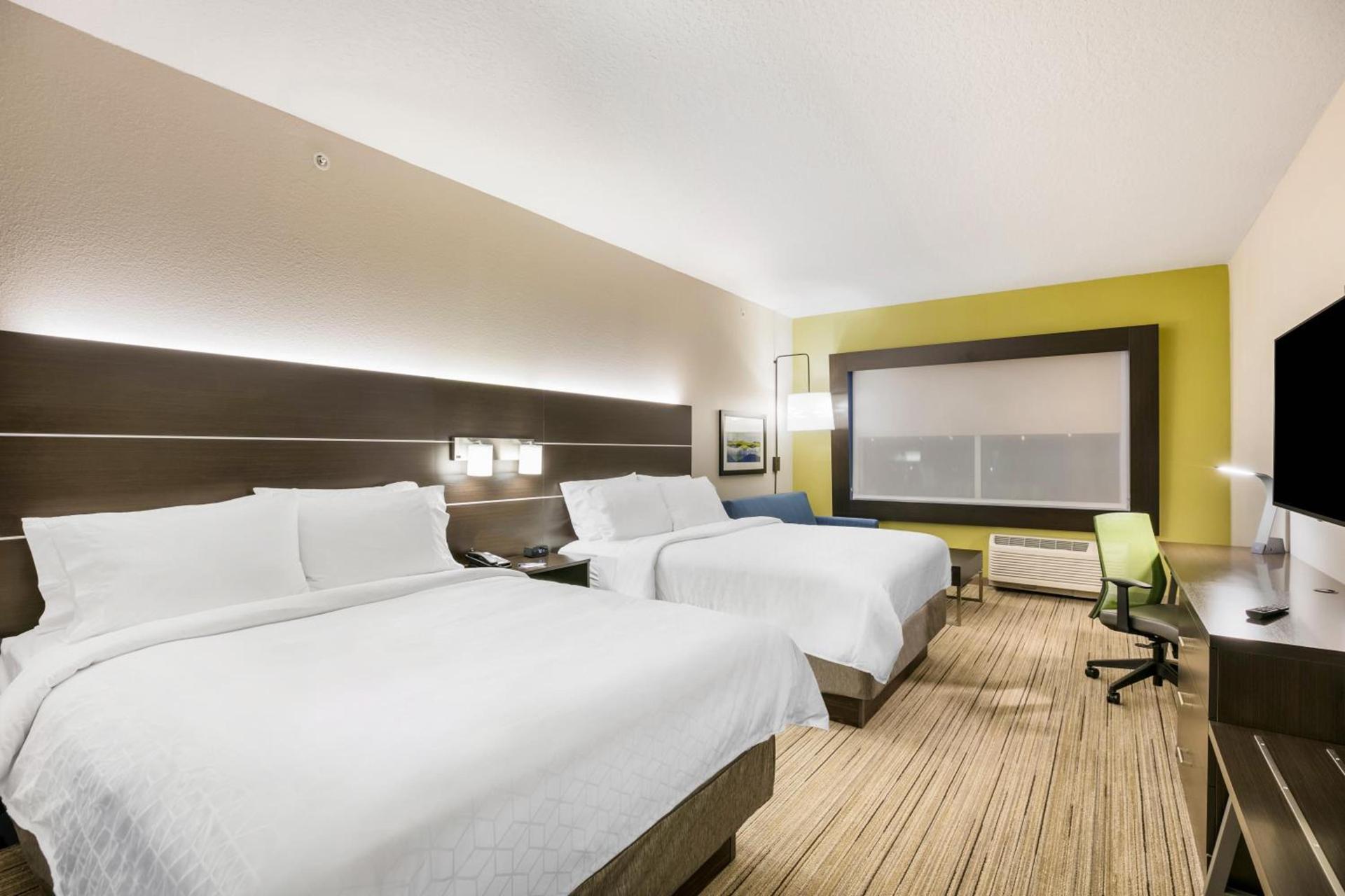 Holiday Inn Express & Suites Jacksonville - Town Center by IHG photo 5