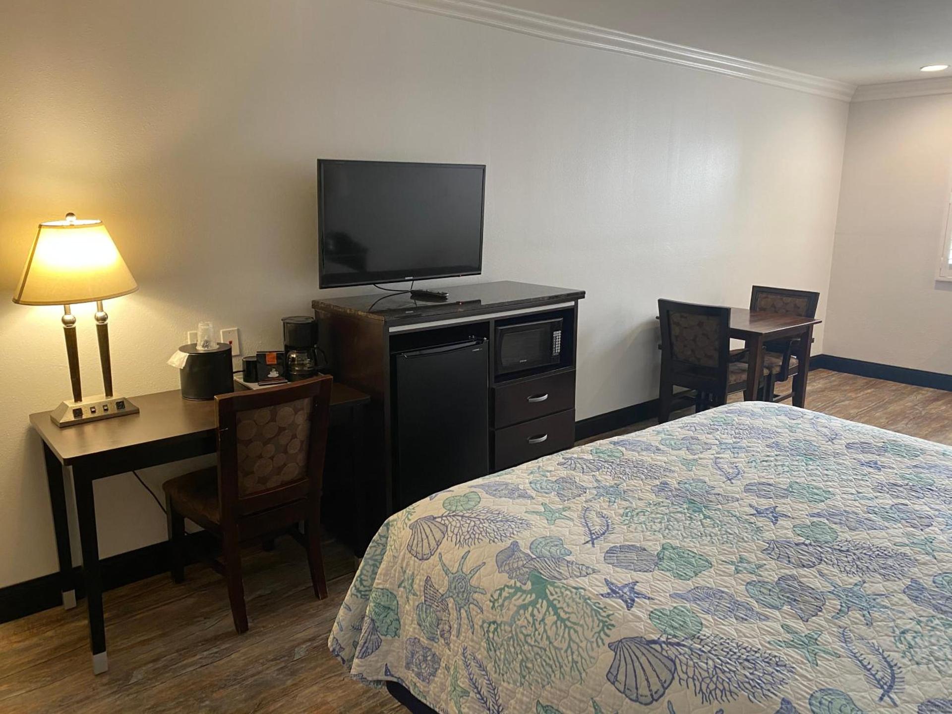 Ocean Surf Inn & Suites photo 85