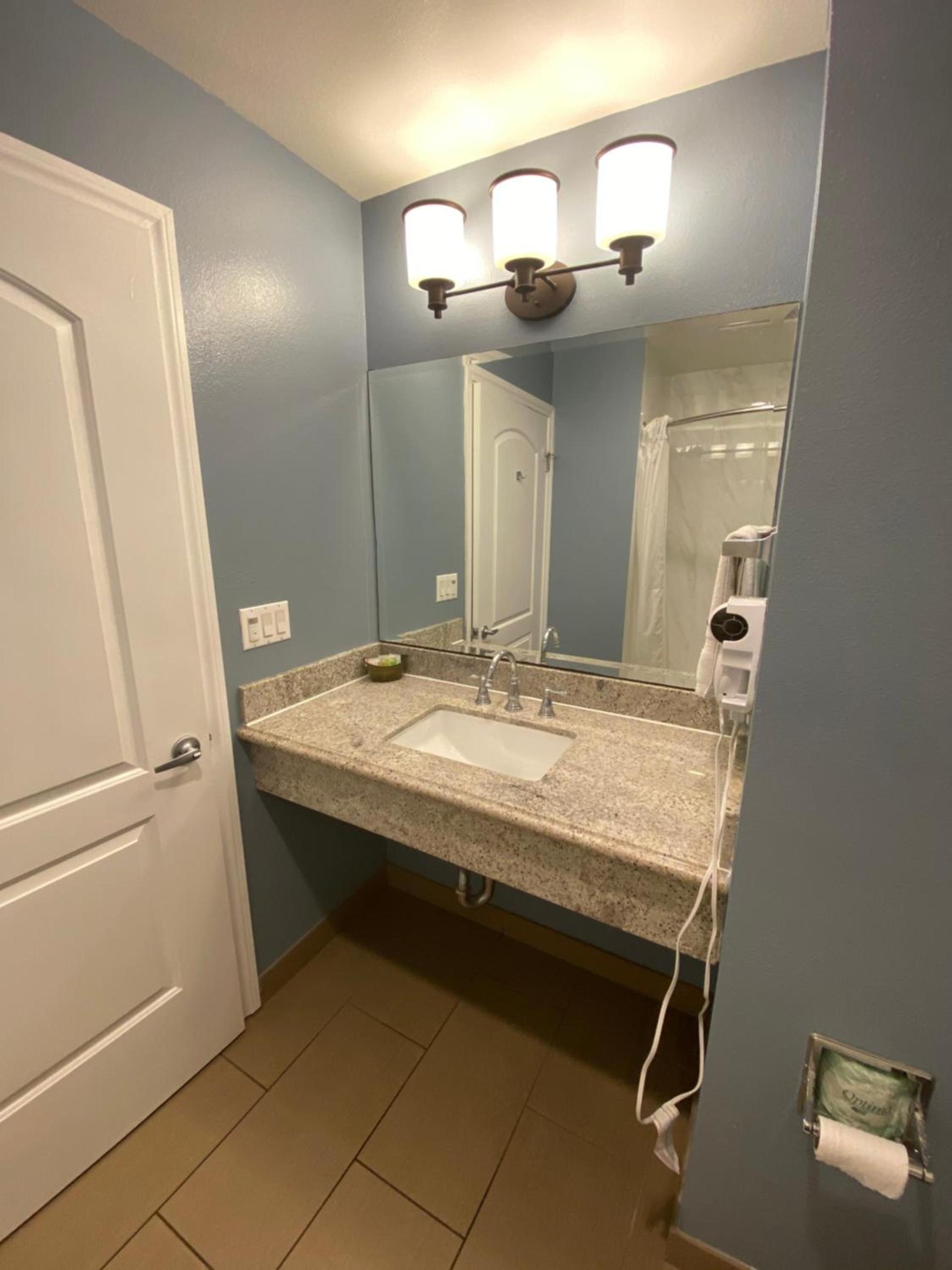 Ocean Surf Inn & Suites photo 80