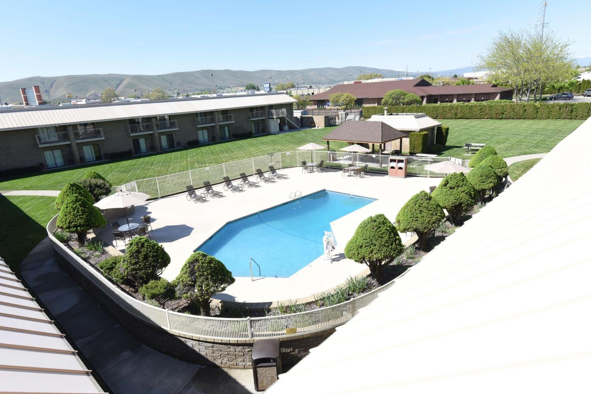 Best Western Plus Ahtanum Inn photo 69