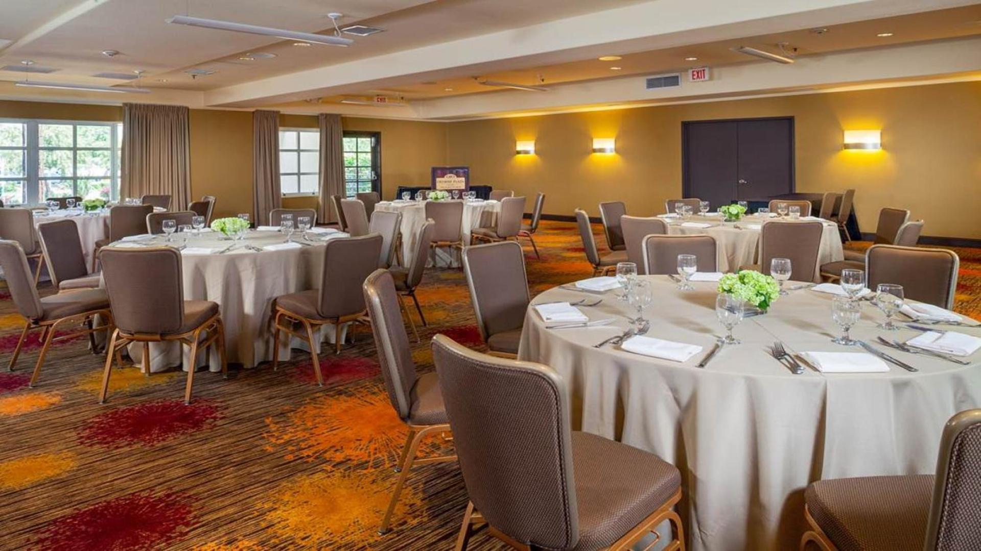 Concord Plaza Hotel photo 23