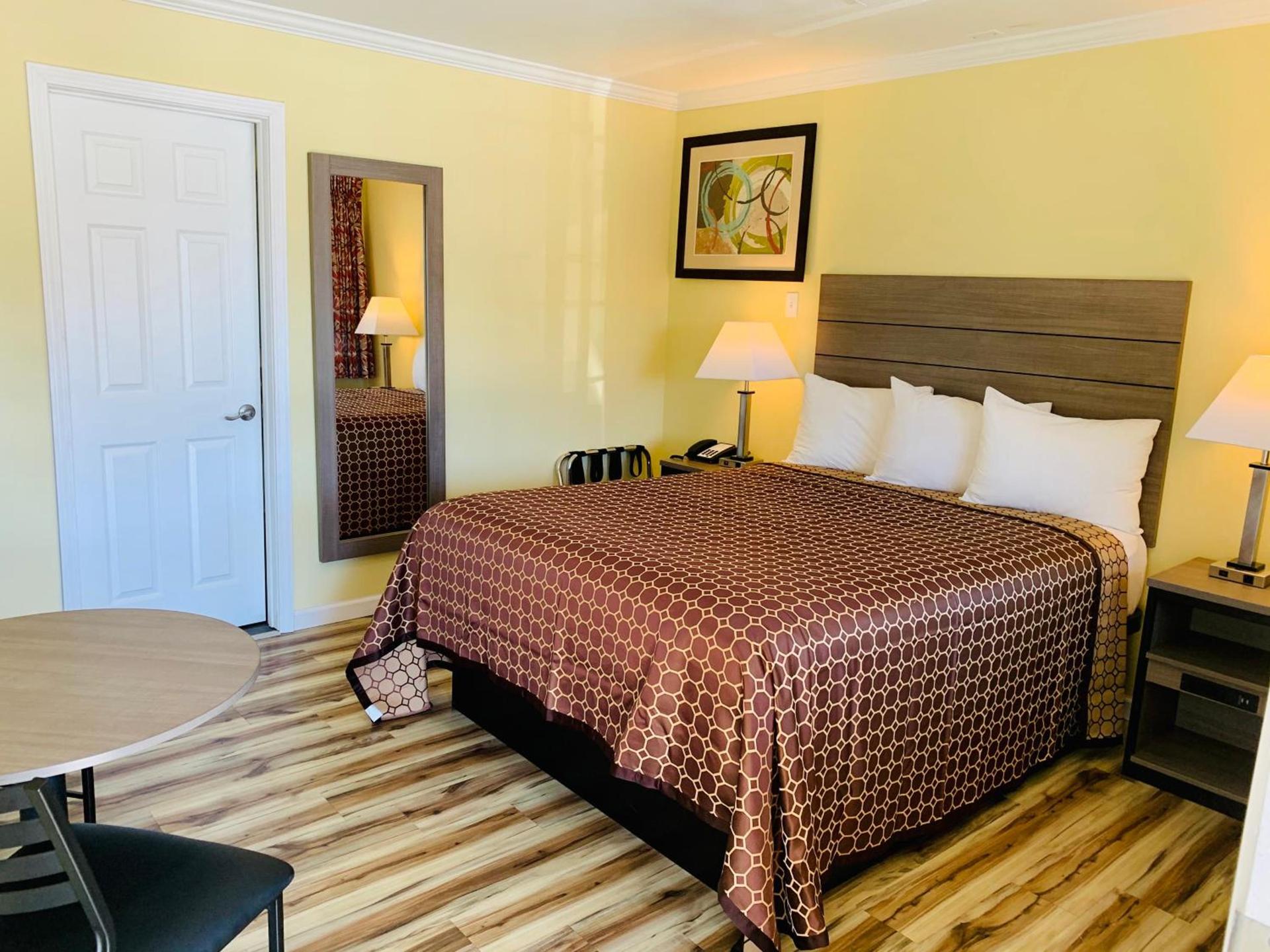 Central Coast Inn photo 14