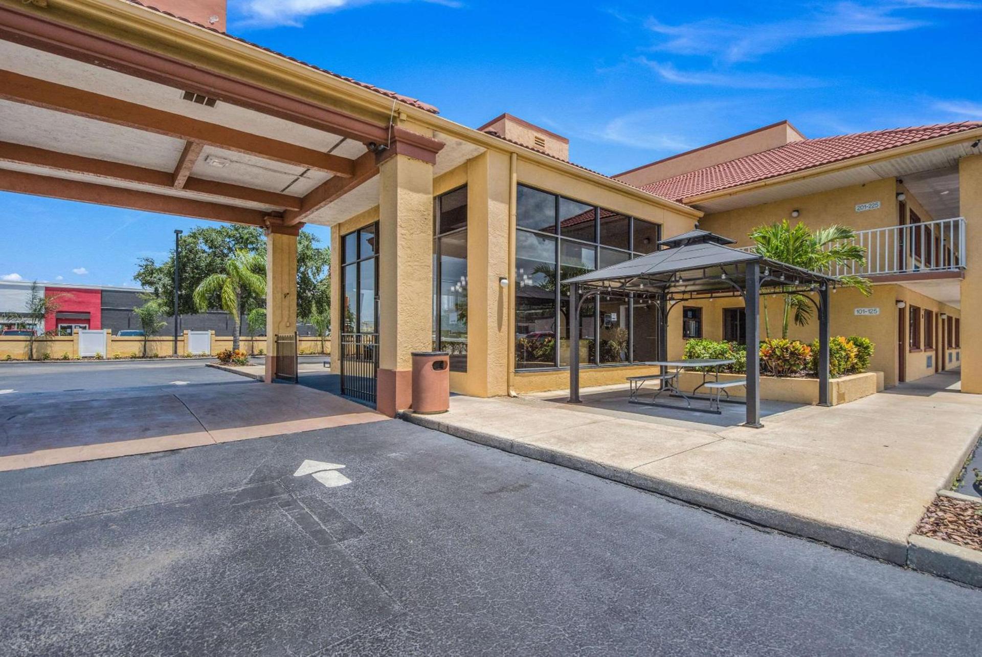Rodeway Inn Port Richey North photo 5