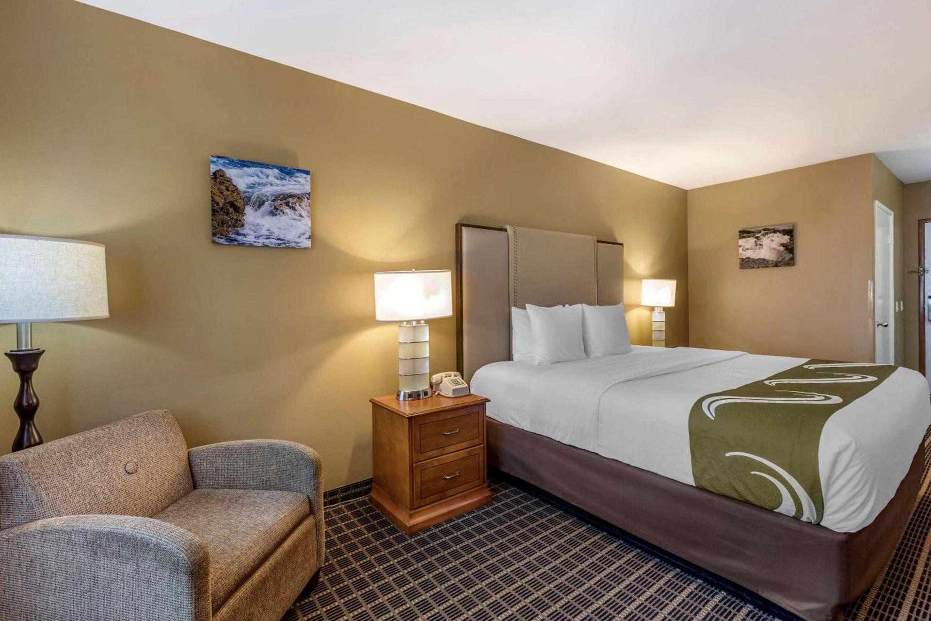 Quality Inn & Suites Westminster Seal Beach photo 6