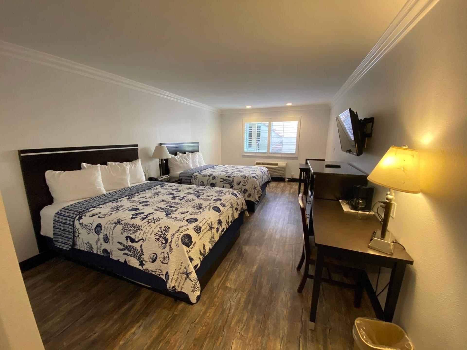 Ocean Surf Inn & Suites photo 66