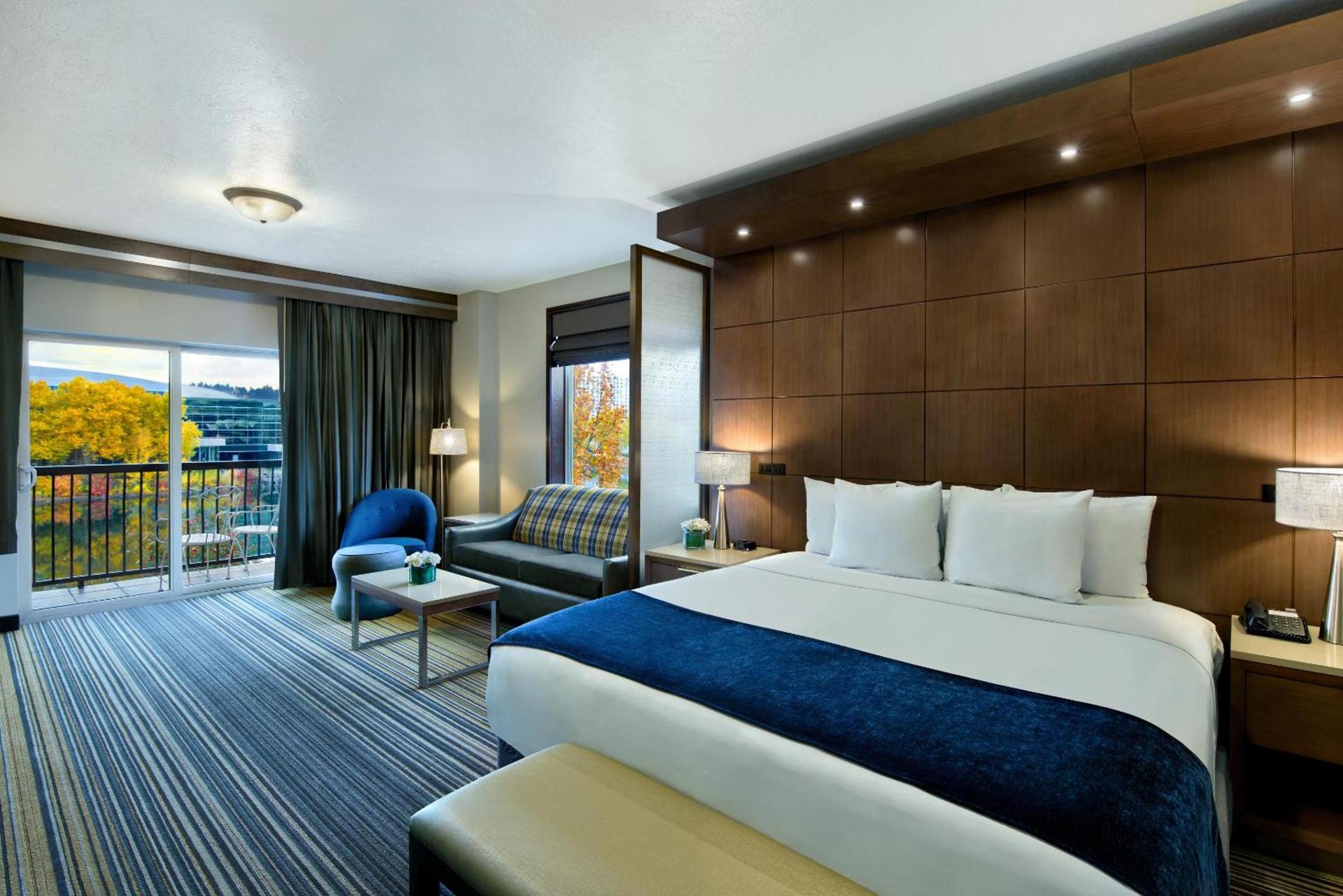 Oxford Suites Spokane Downtown photo 52