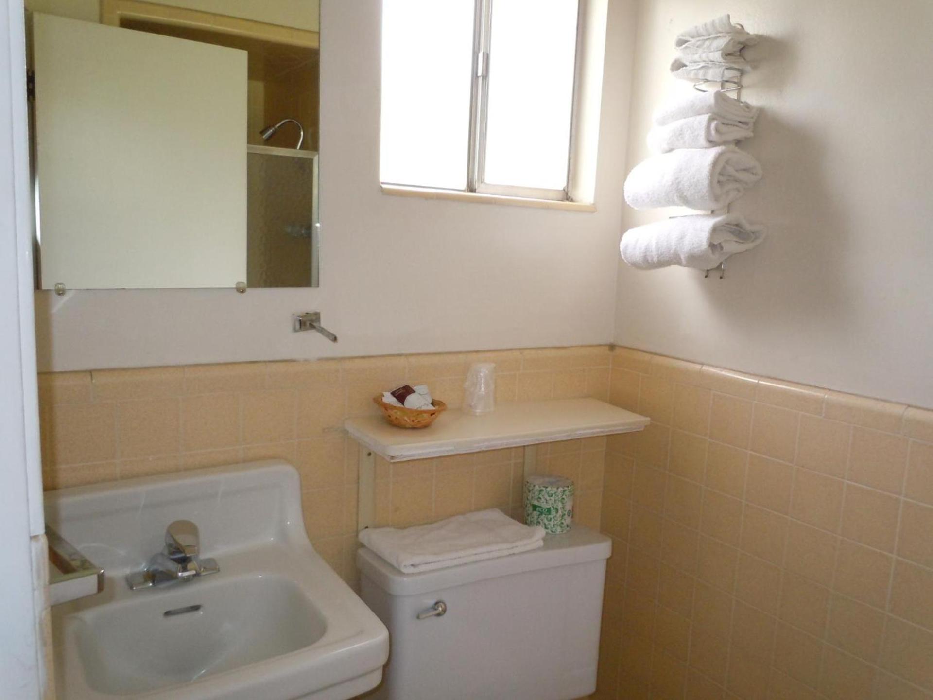 Value Inn photo 16