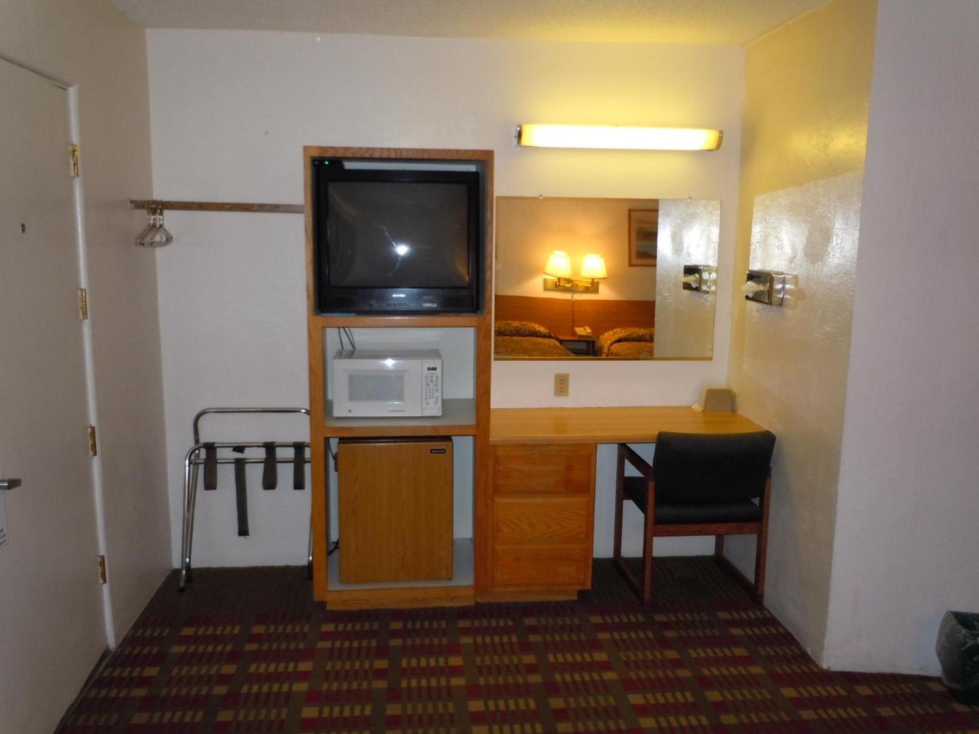 Value Inn photo 27