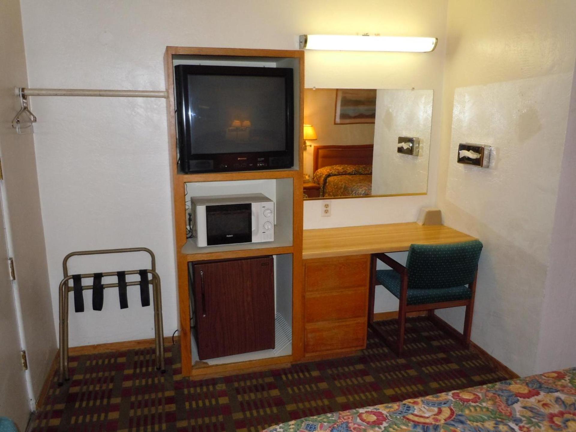 Value Inn photo 31