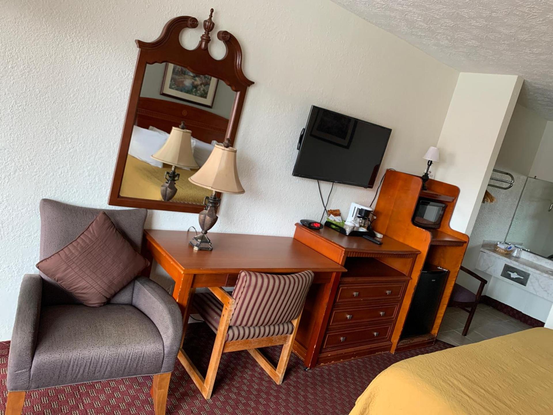 Budget Inn Express photo 44