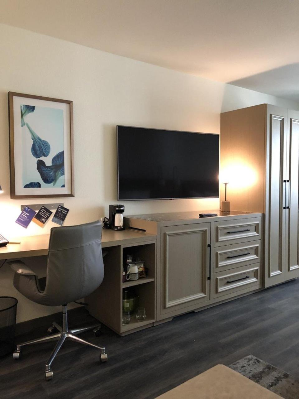 Hyatt Place Santa Barbara photo 6