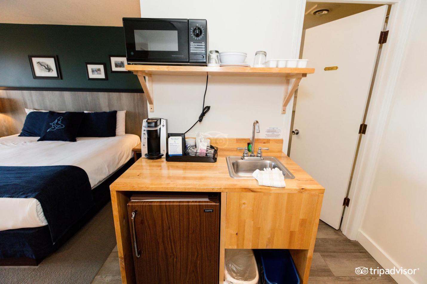 Surftides Hotel photo 24