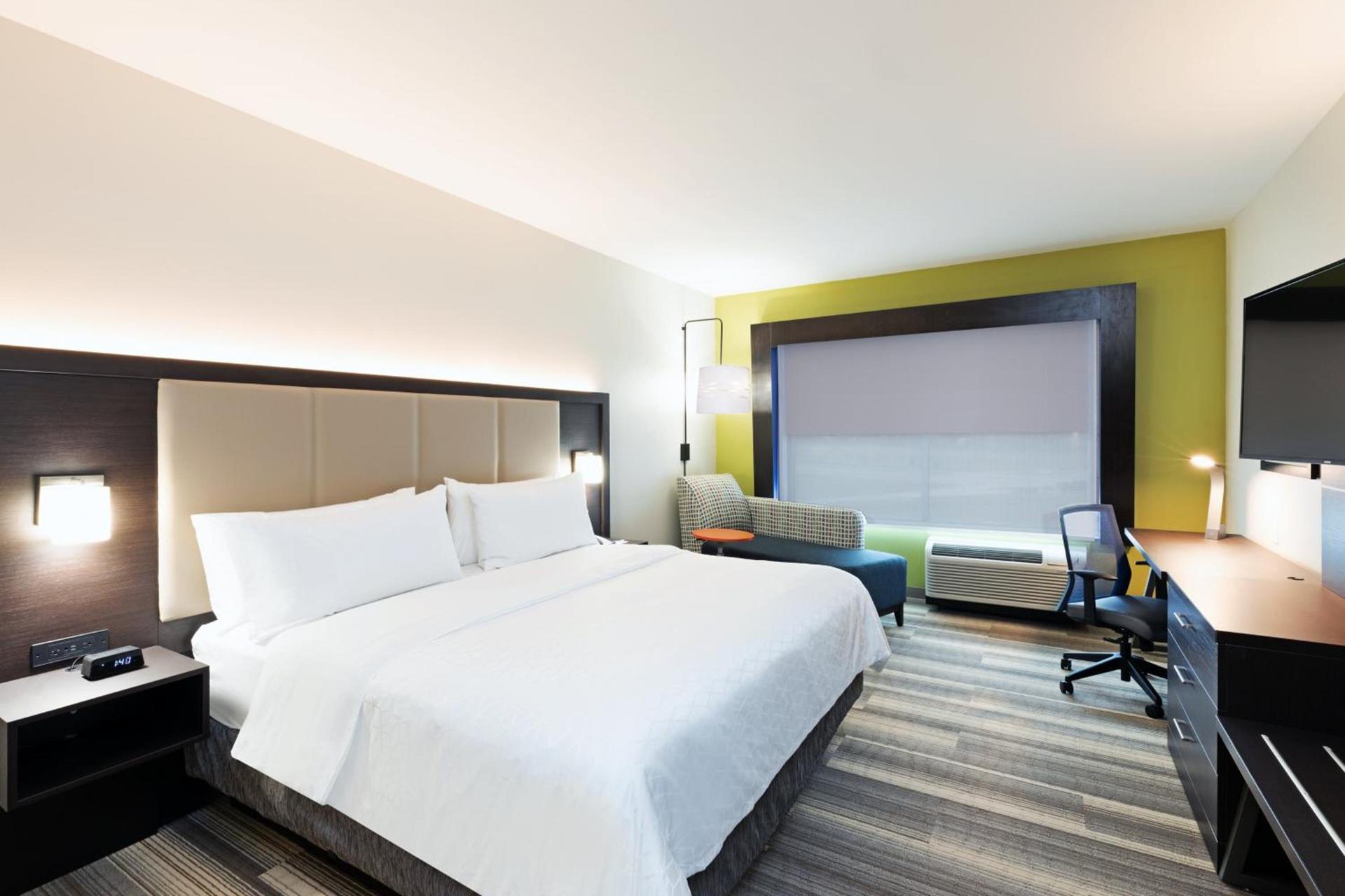 Holiday Inn Express & Suites Purcell by IHG photo 23