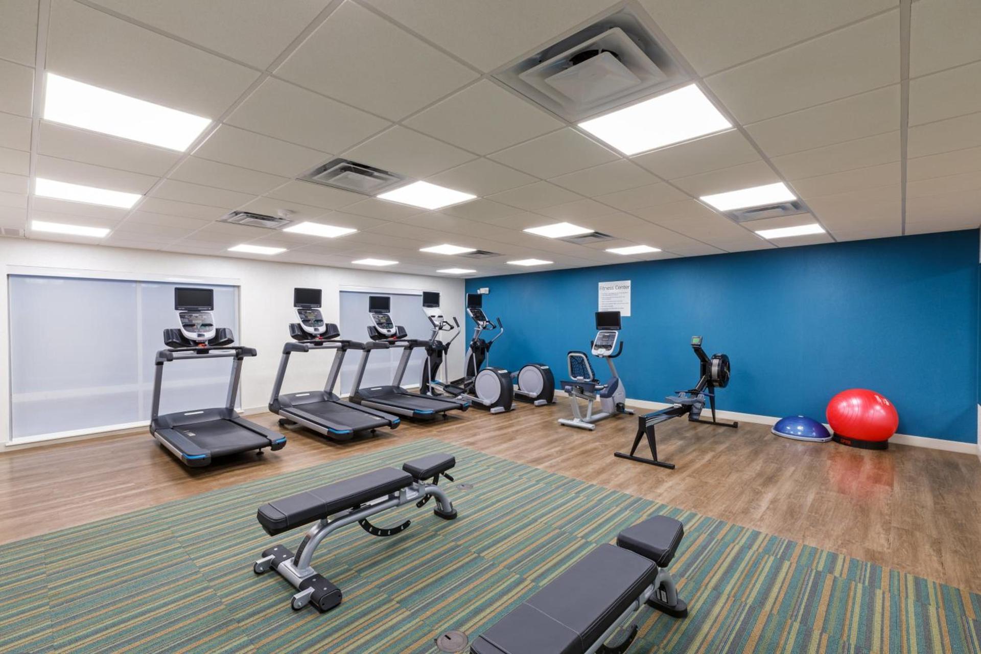 Holiday Inn Express & Suites Purcell by IHG photo 35