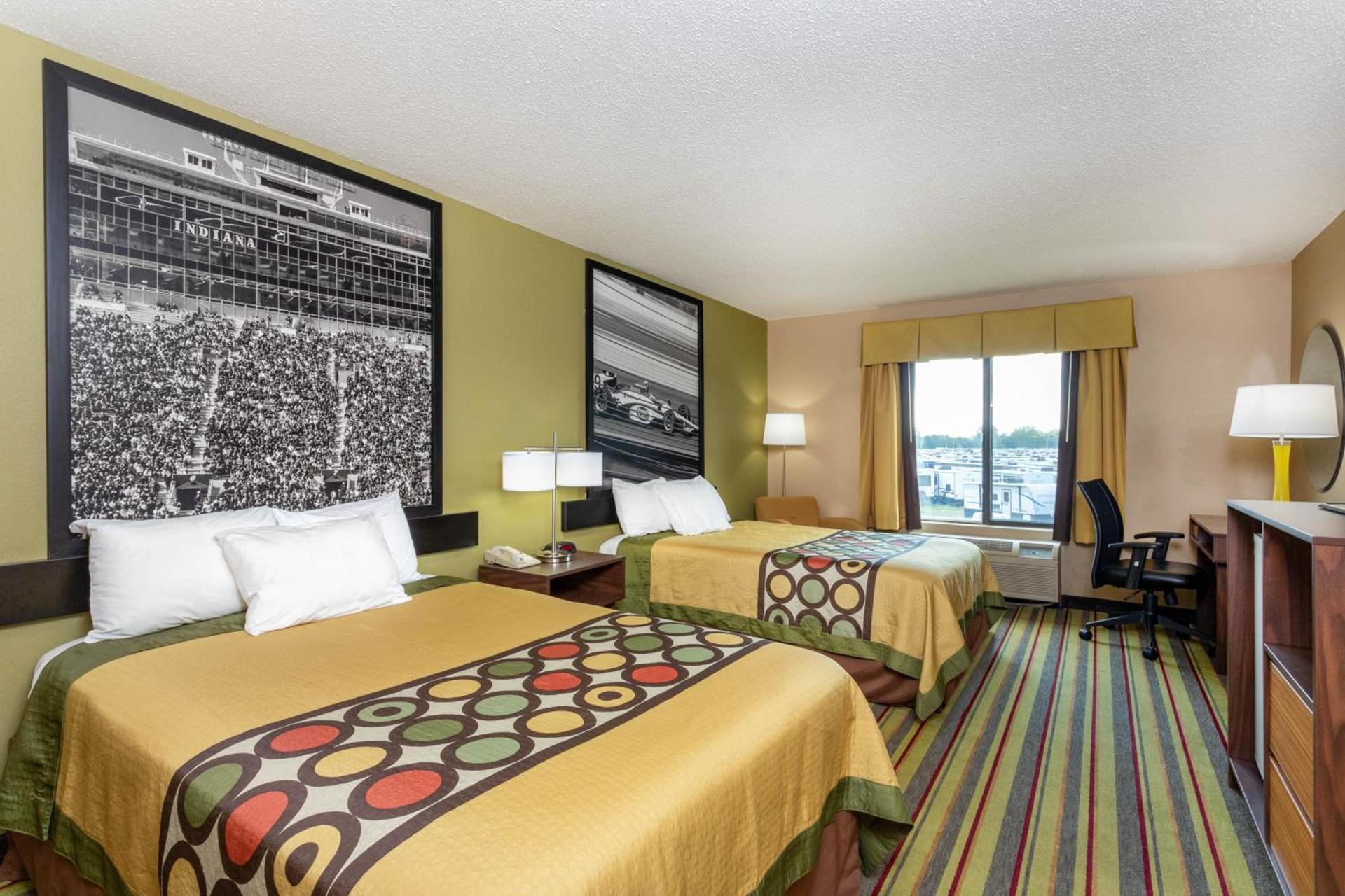 Super 8 by Wyndham Goshen photo 10