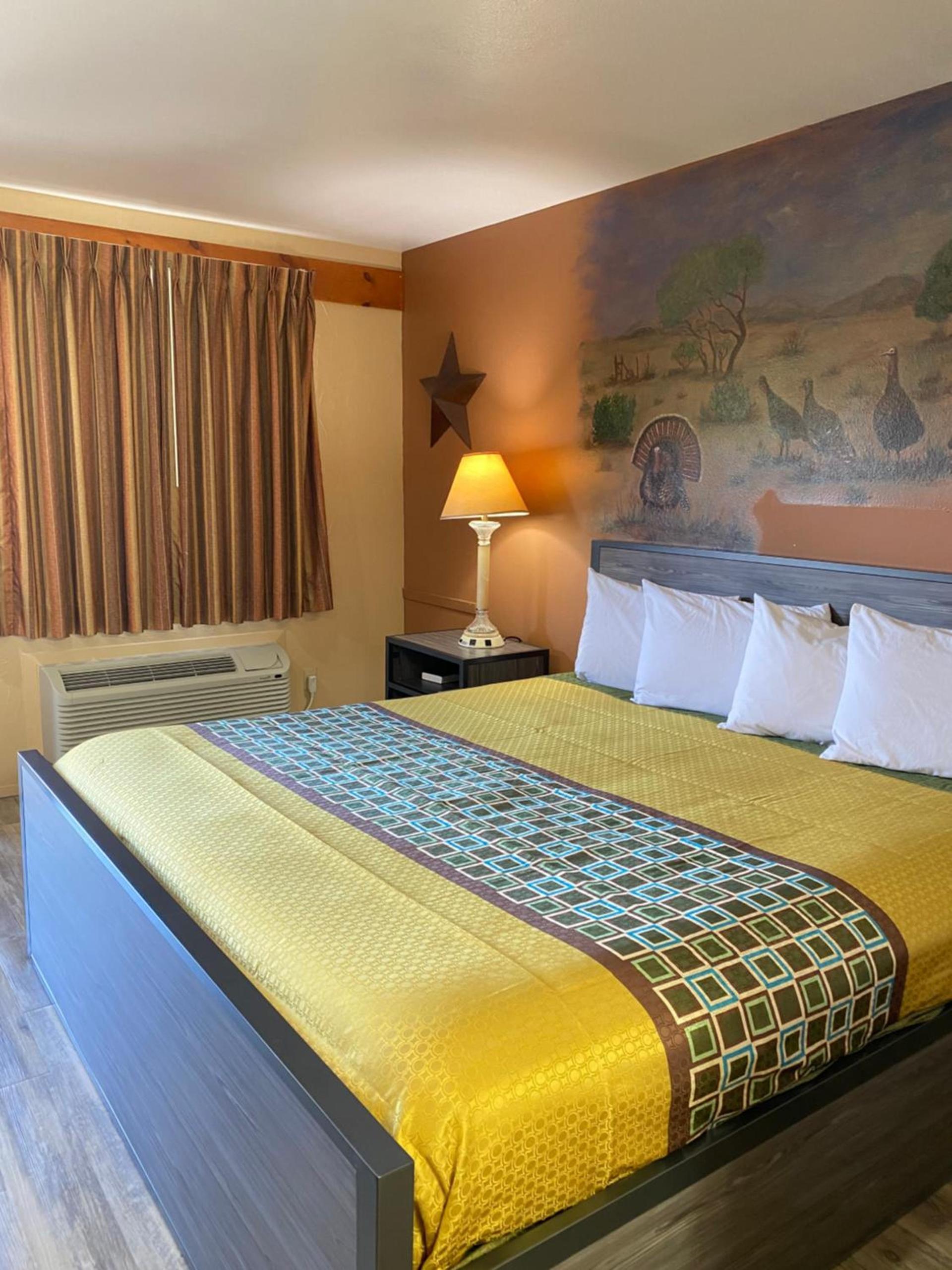 Americas Best Value Inn - Legend's Inn photo 24