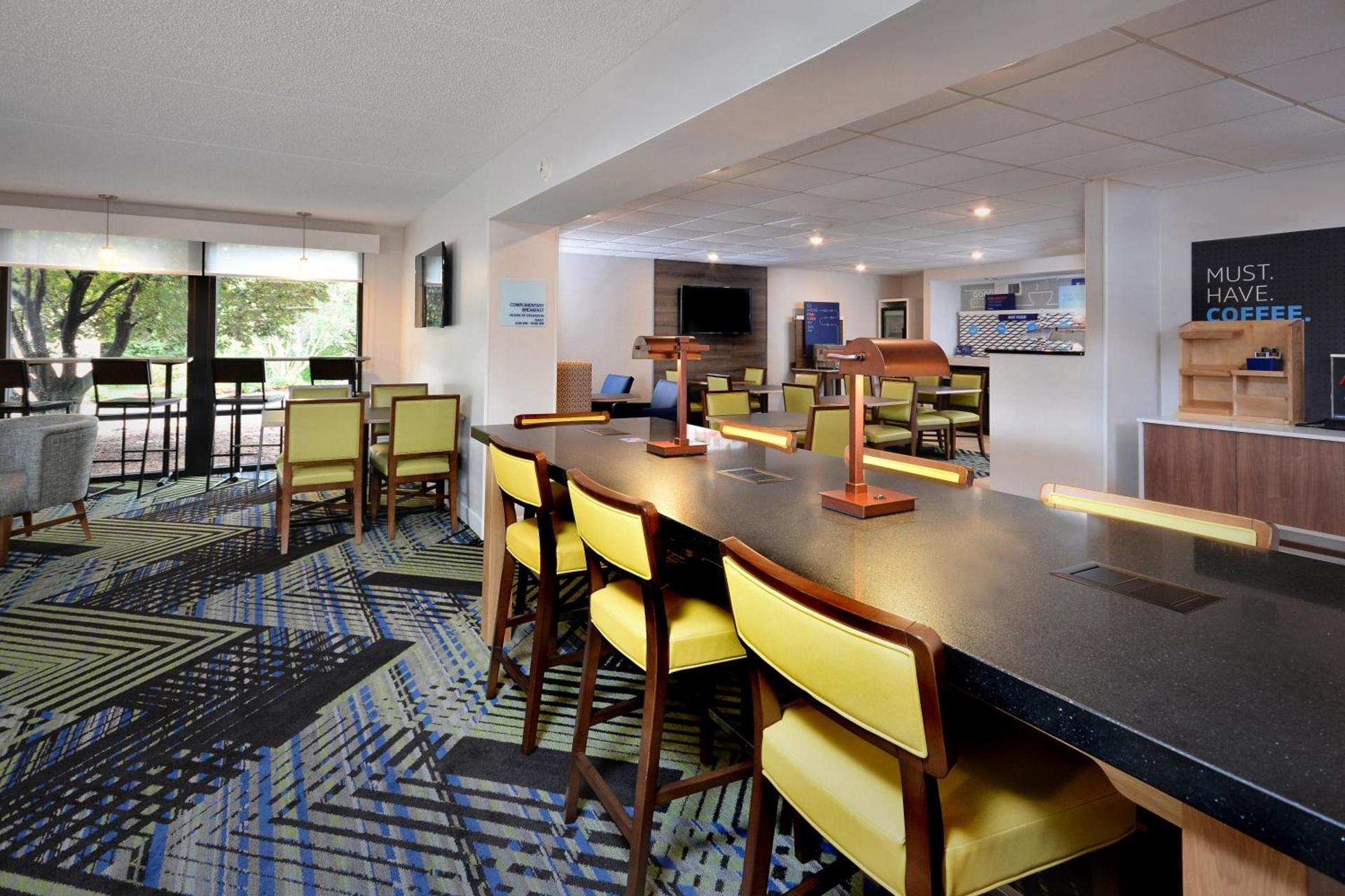 Holiday Inn Express Lynchburg by IHG photo 10
