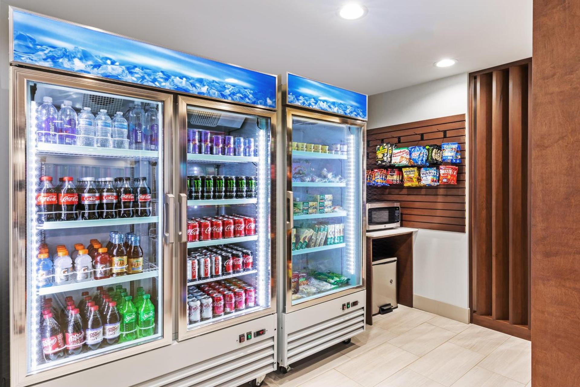 Holiday Inn Express & Suites Purcell by IHG photo 16