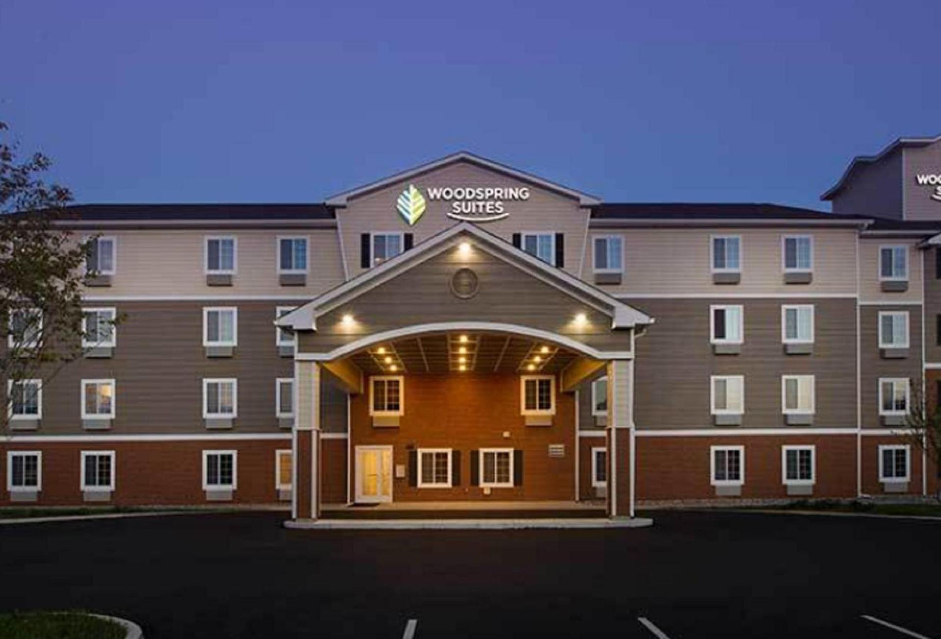 WoodSpring Suites Allentown photo 39