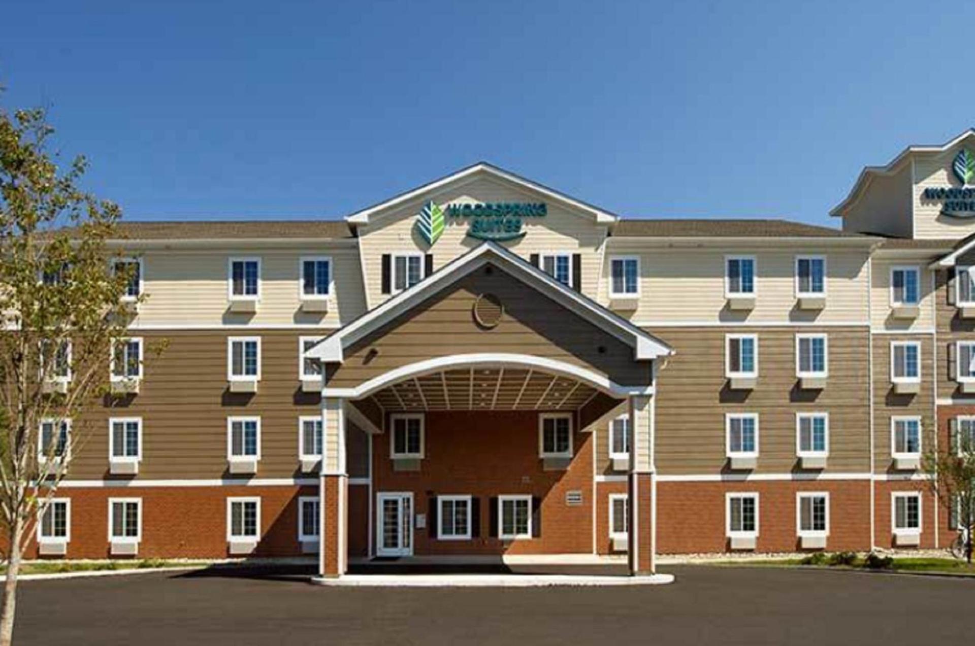 WoodSpring Suites Allentown photo 41
