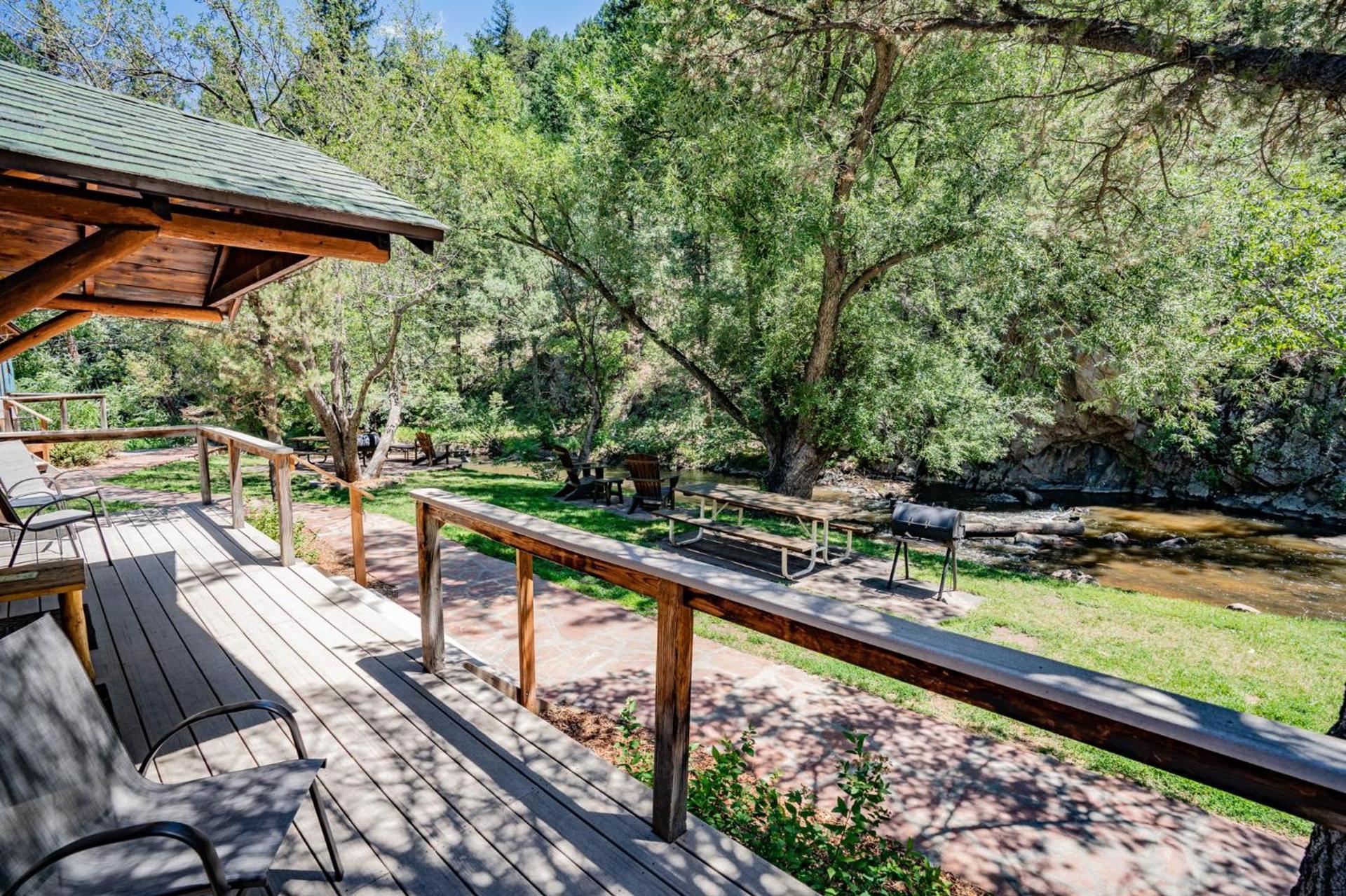 Colorado Bear Creek Cabins photo 21
