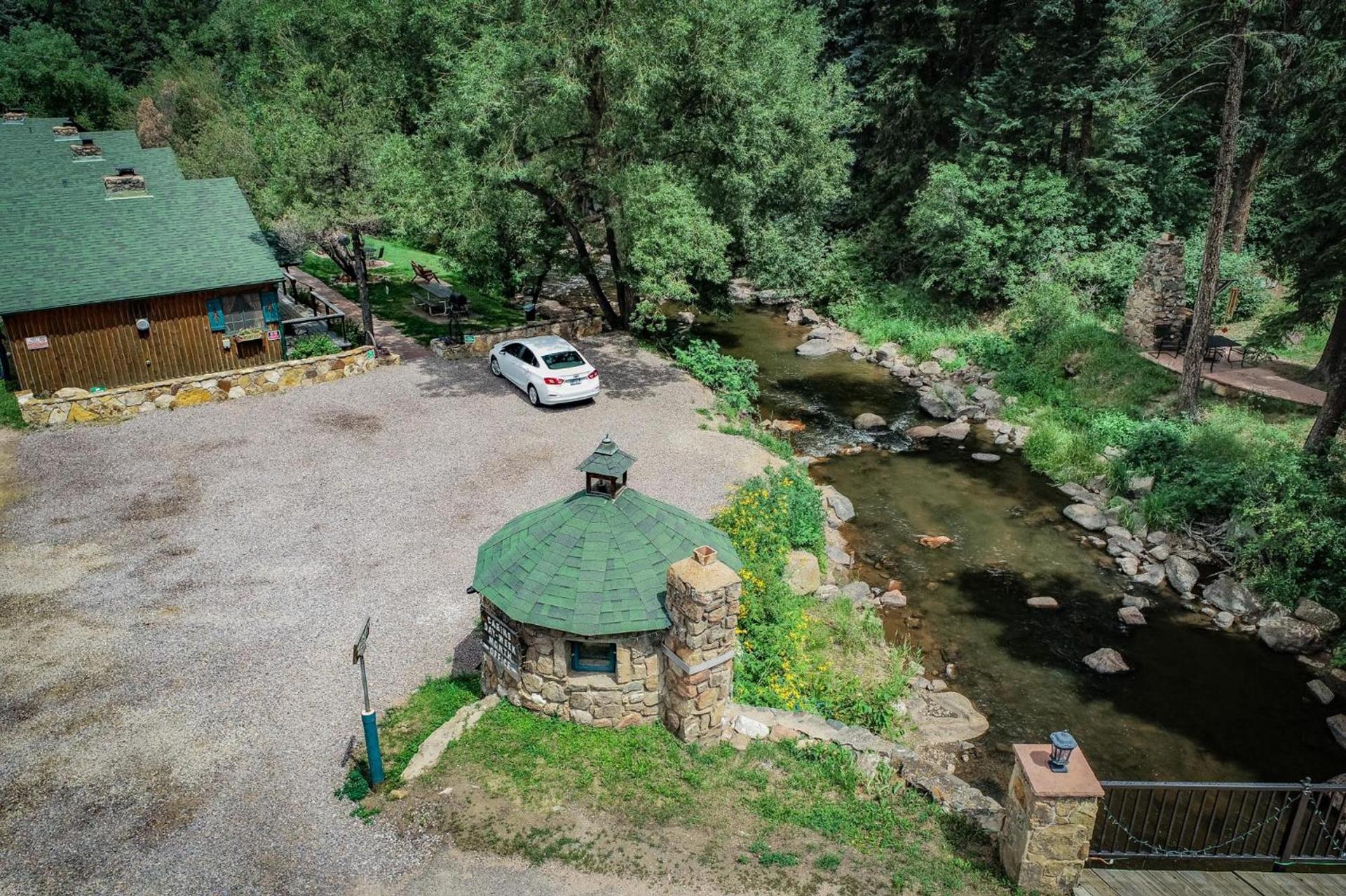 Colorado Bear Creek Cabins photo 46