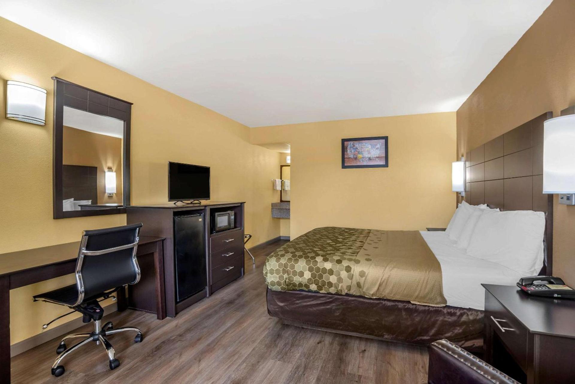 Econo Lodge Easton Route 50 photo 13