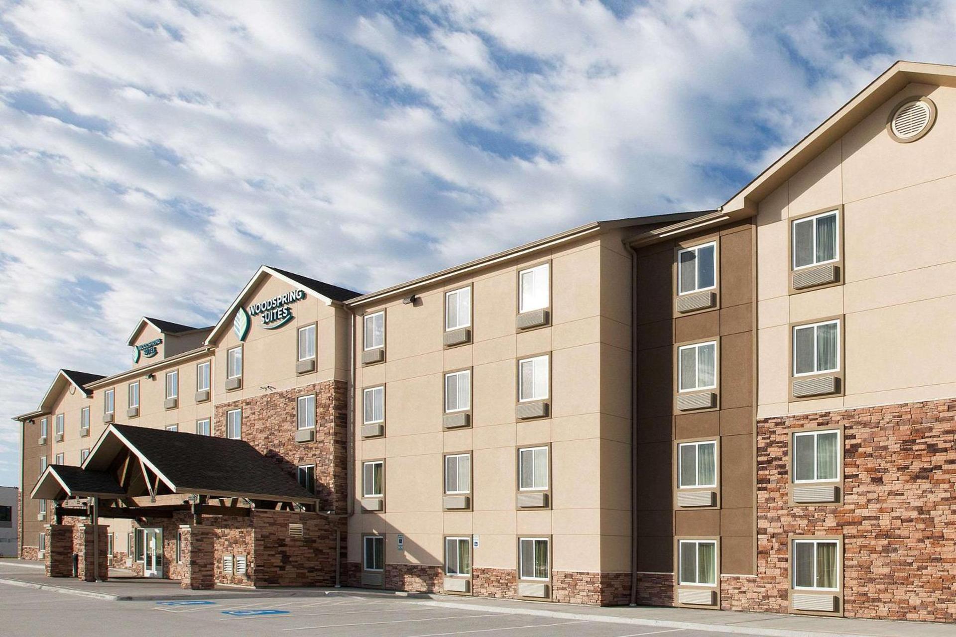 WoodSpring Suites Plano - North Dallas photo 3