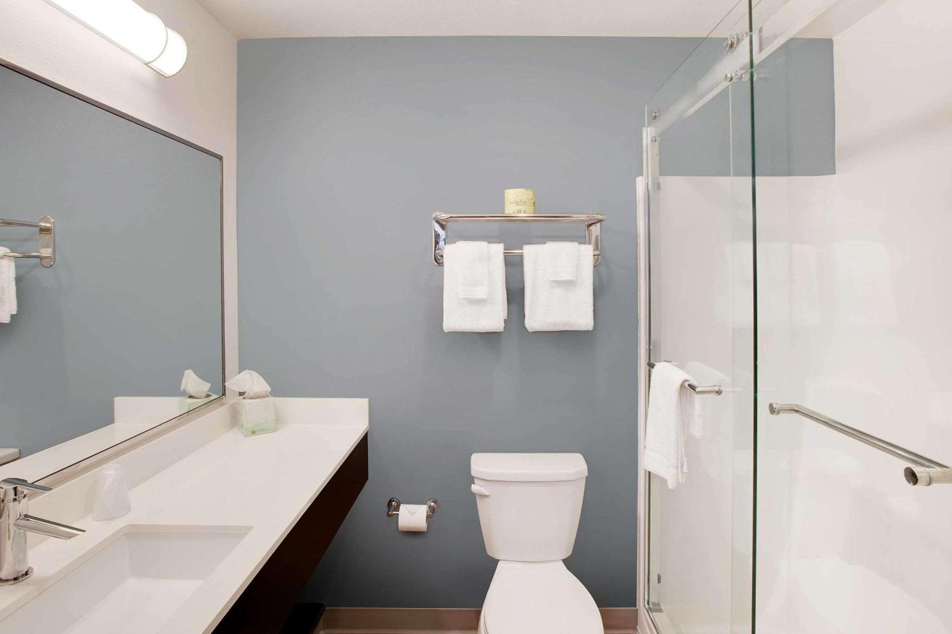 WoodSpring Suites Plano - North Dallas photo 11