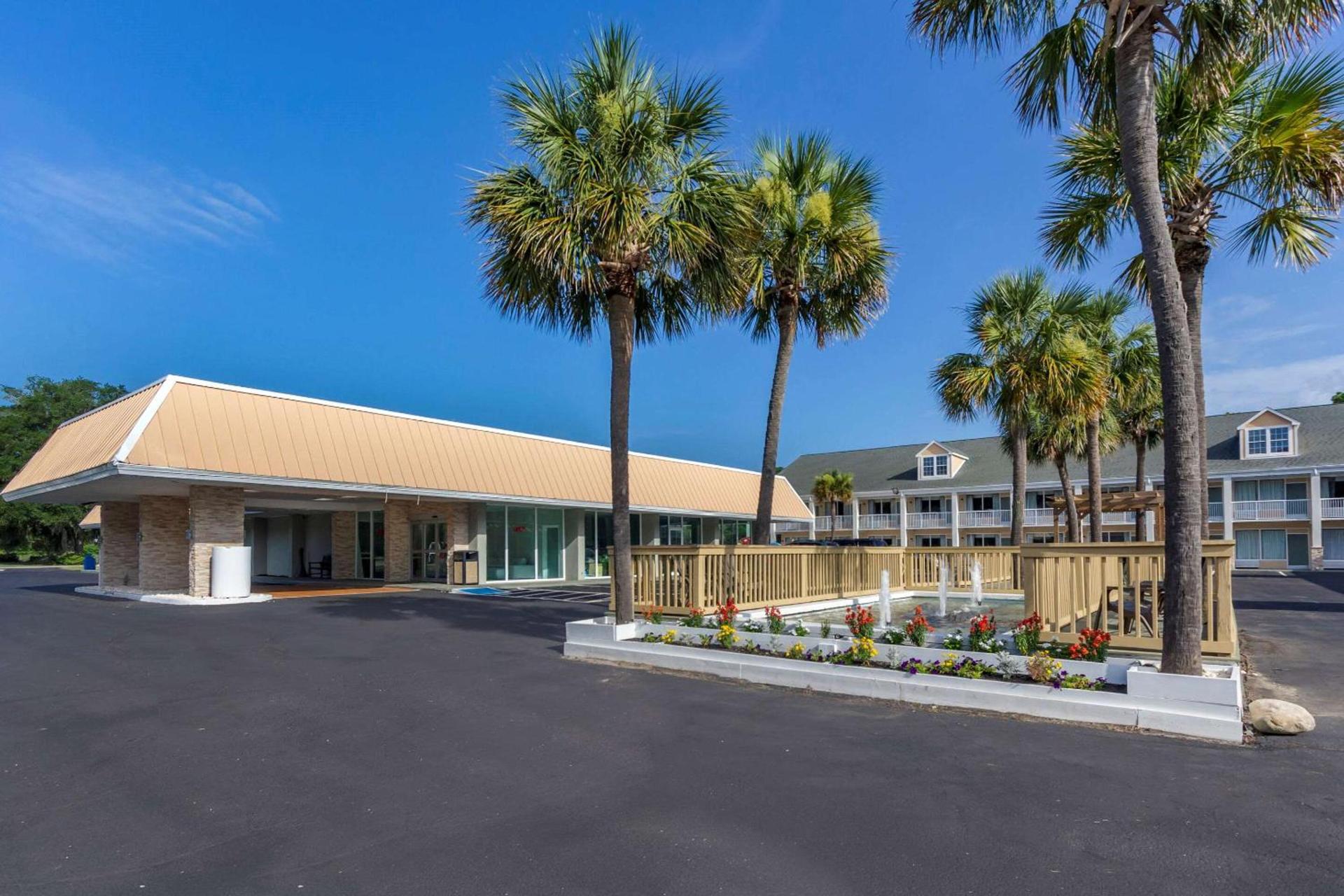 Baymont by Wyndham Pawleys Island photo 6