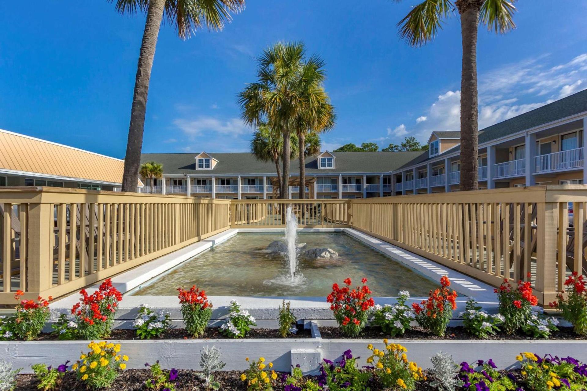 Baymont by Wyndham Pawleys Island photo 8