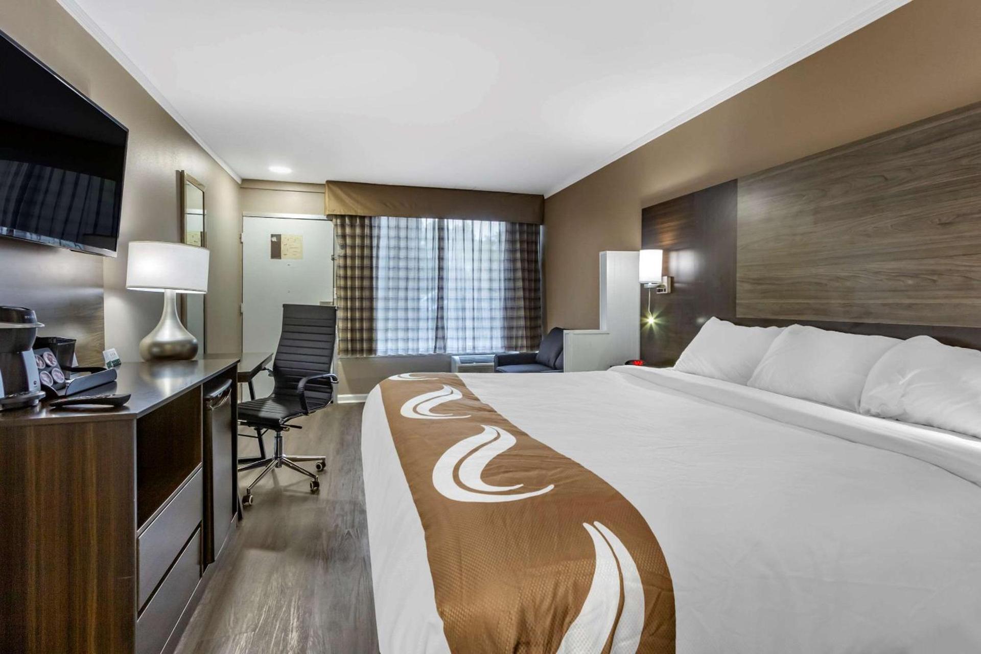 Baymont by Wyndham Pawleys Island photo 26