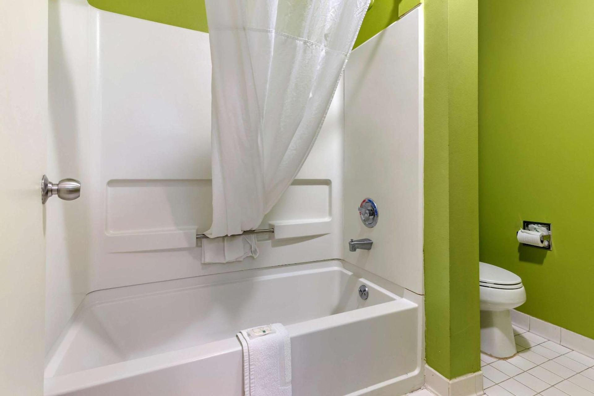 Quality Inn Brunswick photo 17