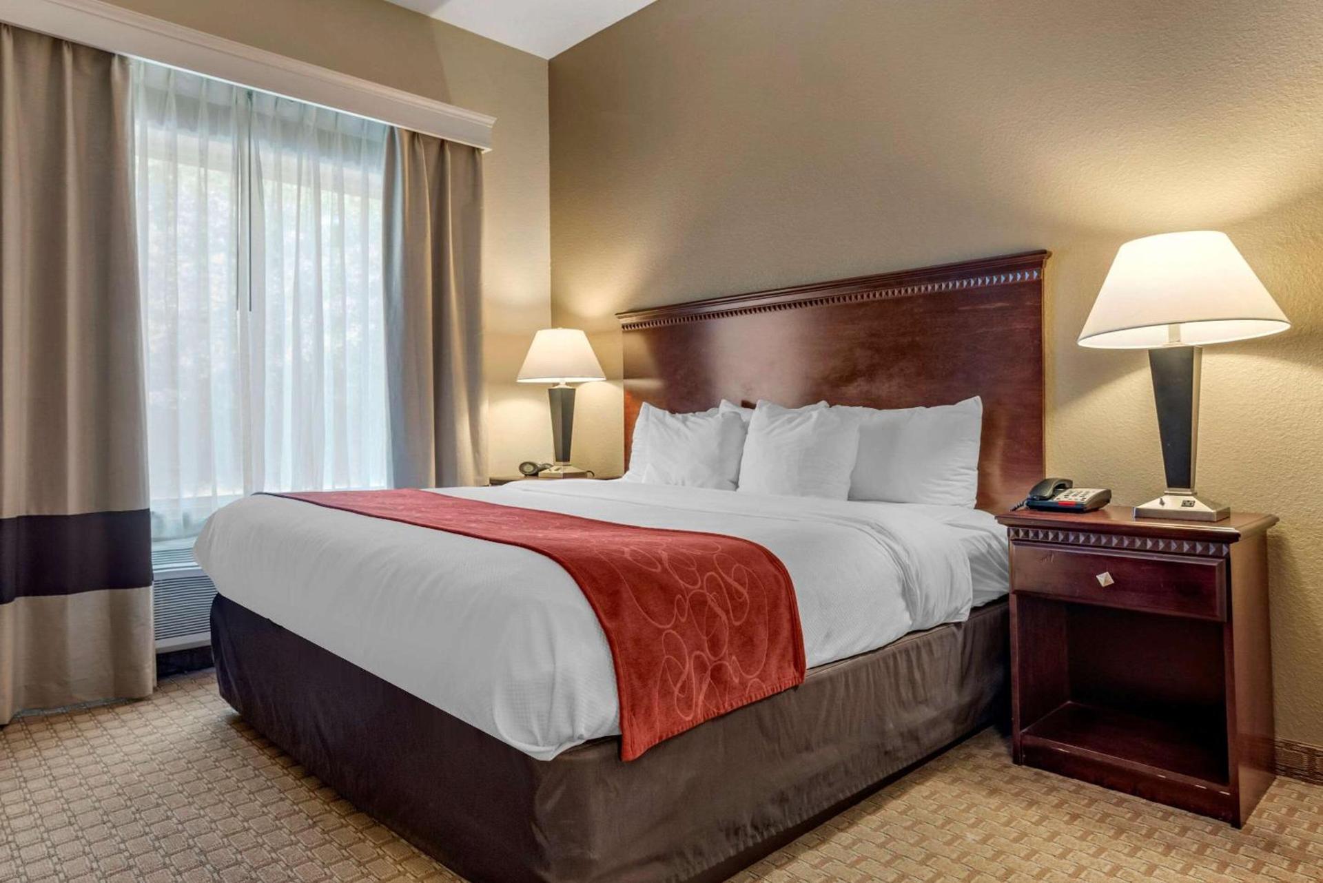 Comfort Suites Biloxi/Ocean Springs photo 7