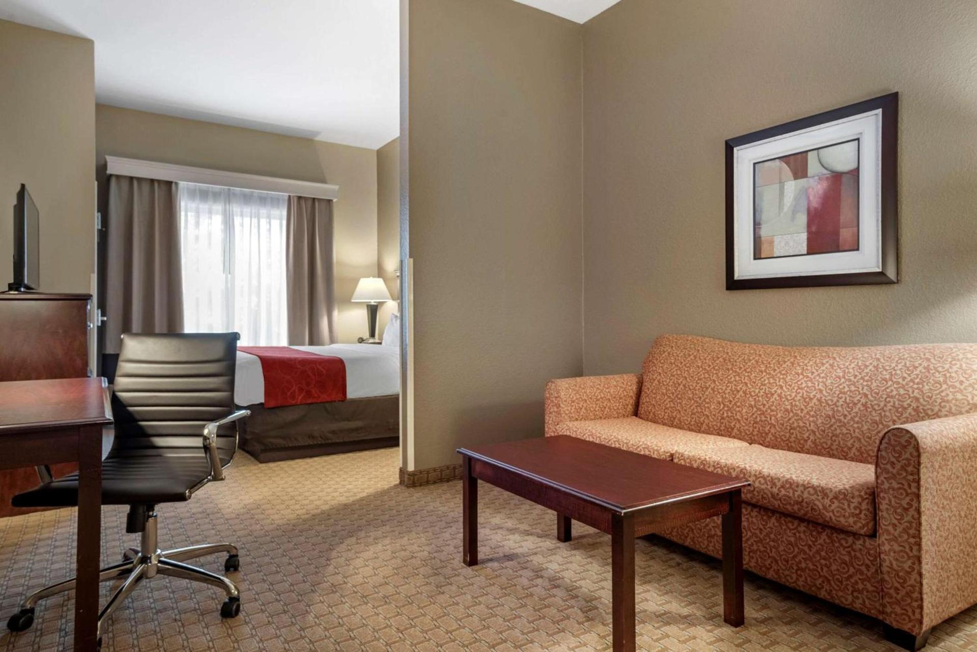 Comfort Suites Biloxi/Ocean Springs photo 9