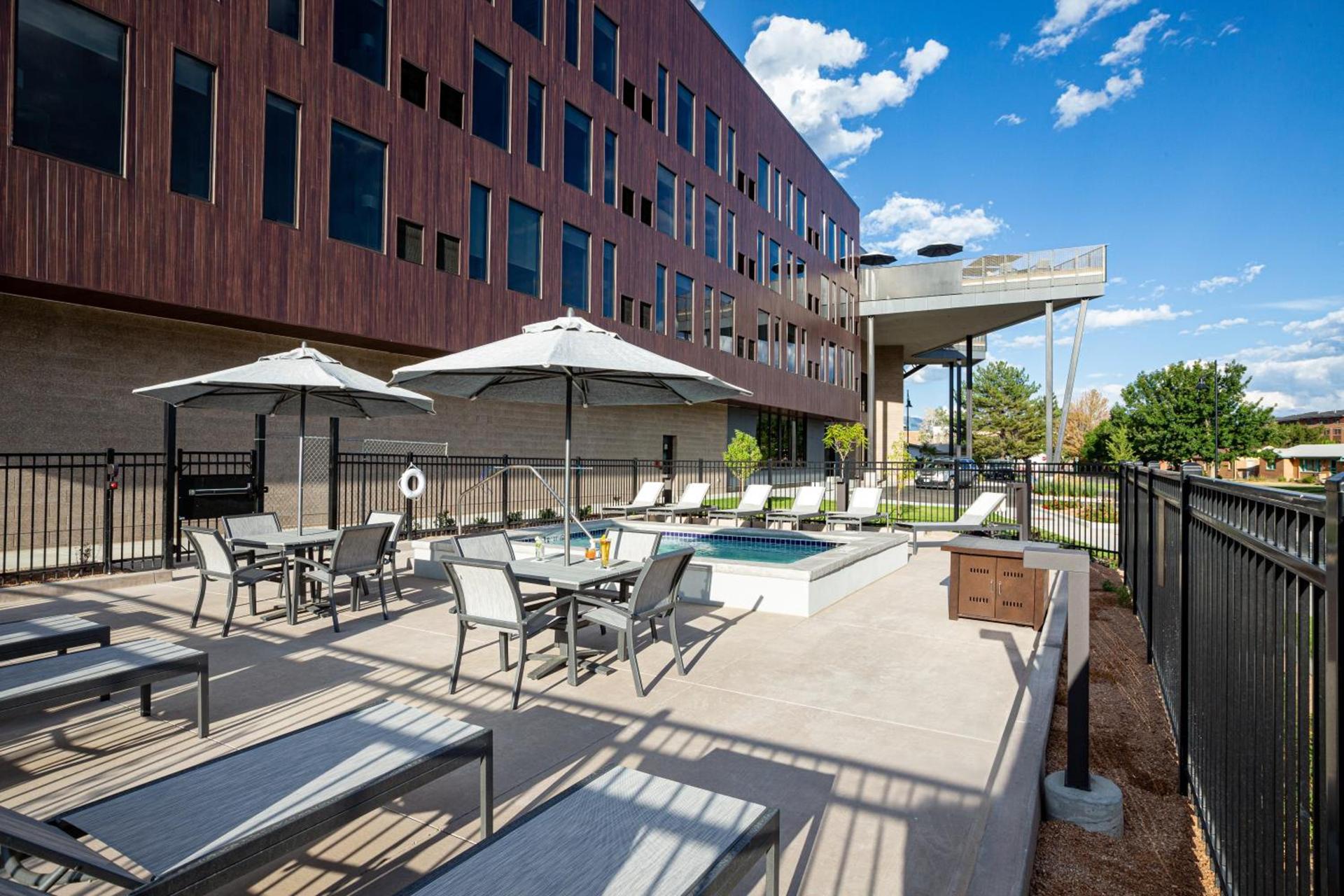 Hotel Maverick photo 31