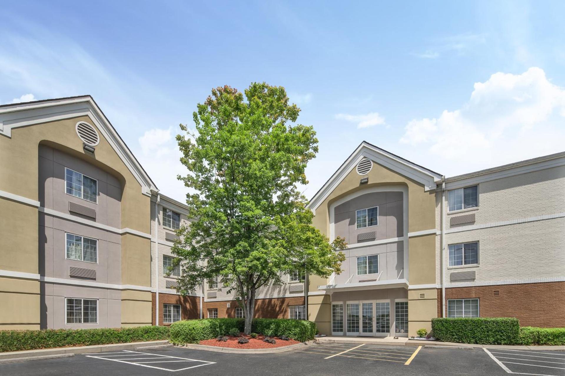 Candlewood Suites Huntersville-Lake Norman Area by IHG — hotel in Huntersville