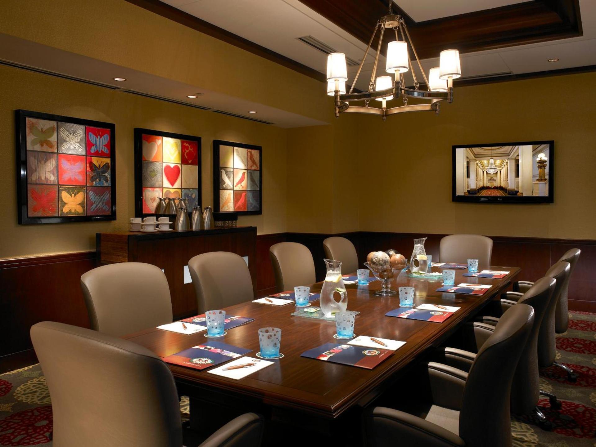 Kimpton Hotel Monaco Baltimore Inner Harbor by IHG photo 33