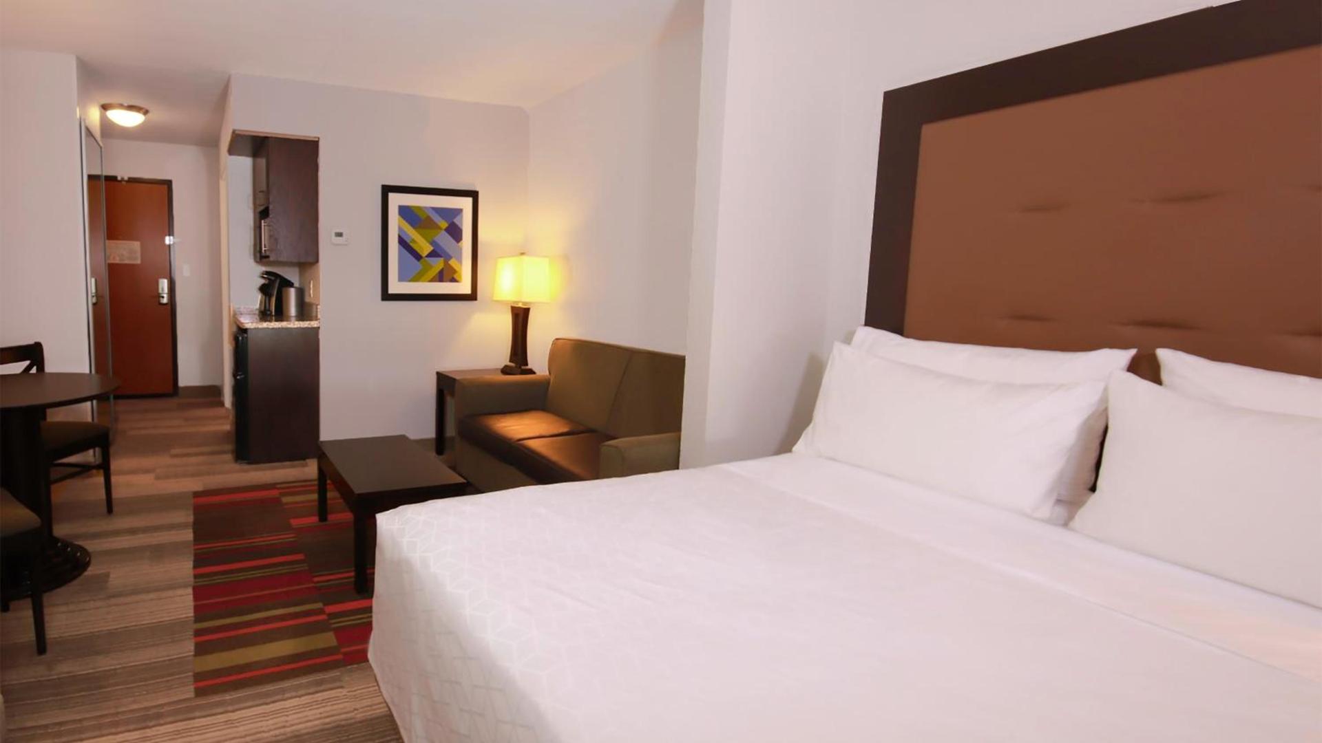 Holiday Inn Express & Suites Ironton by IHG photo 62