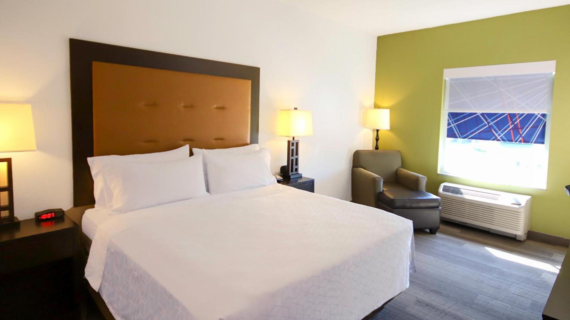 Holiday Inn Express & Suites Ironton by IHG photo 78