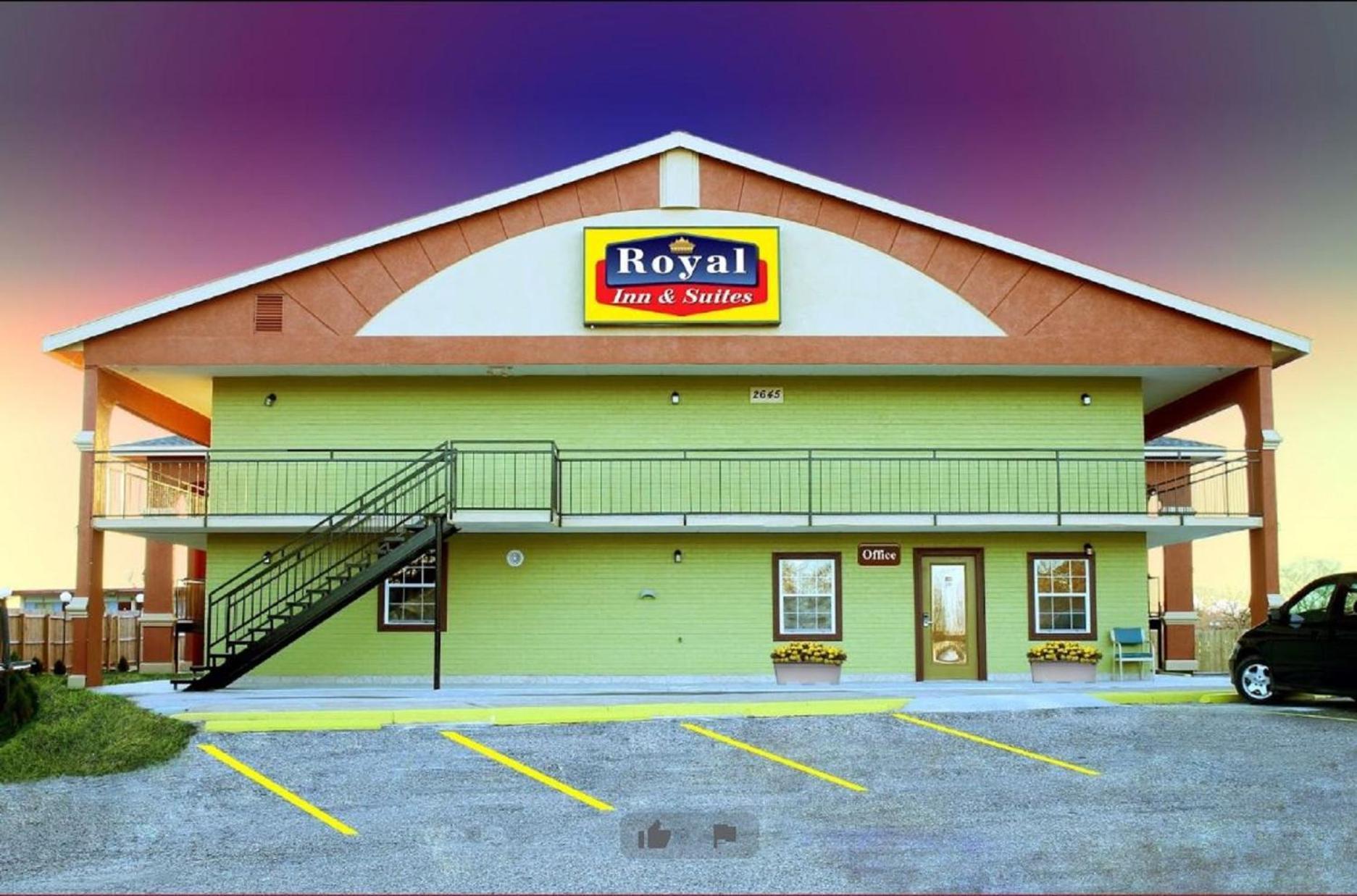Royal Inn & Suites photo 1