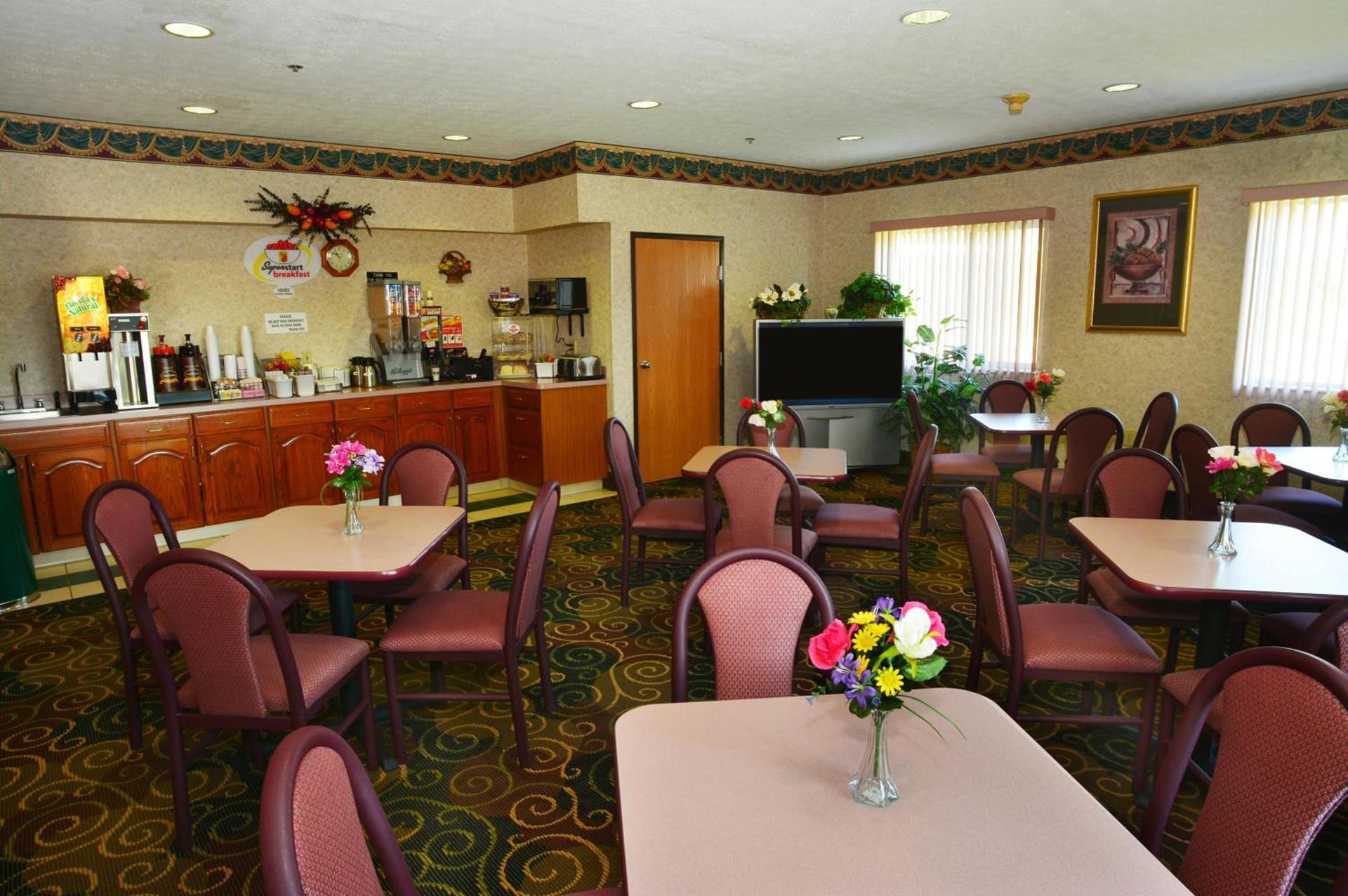 Super 8 by Wyndham Athens photo 16