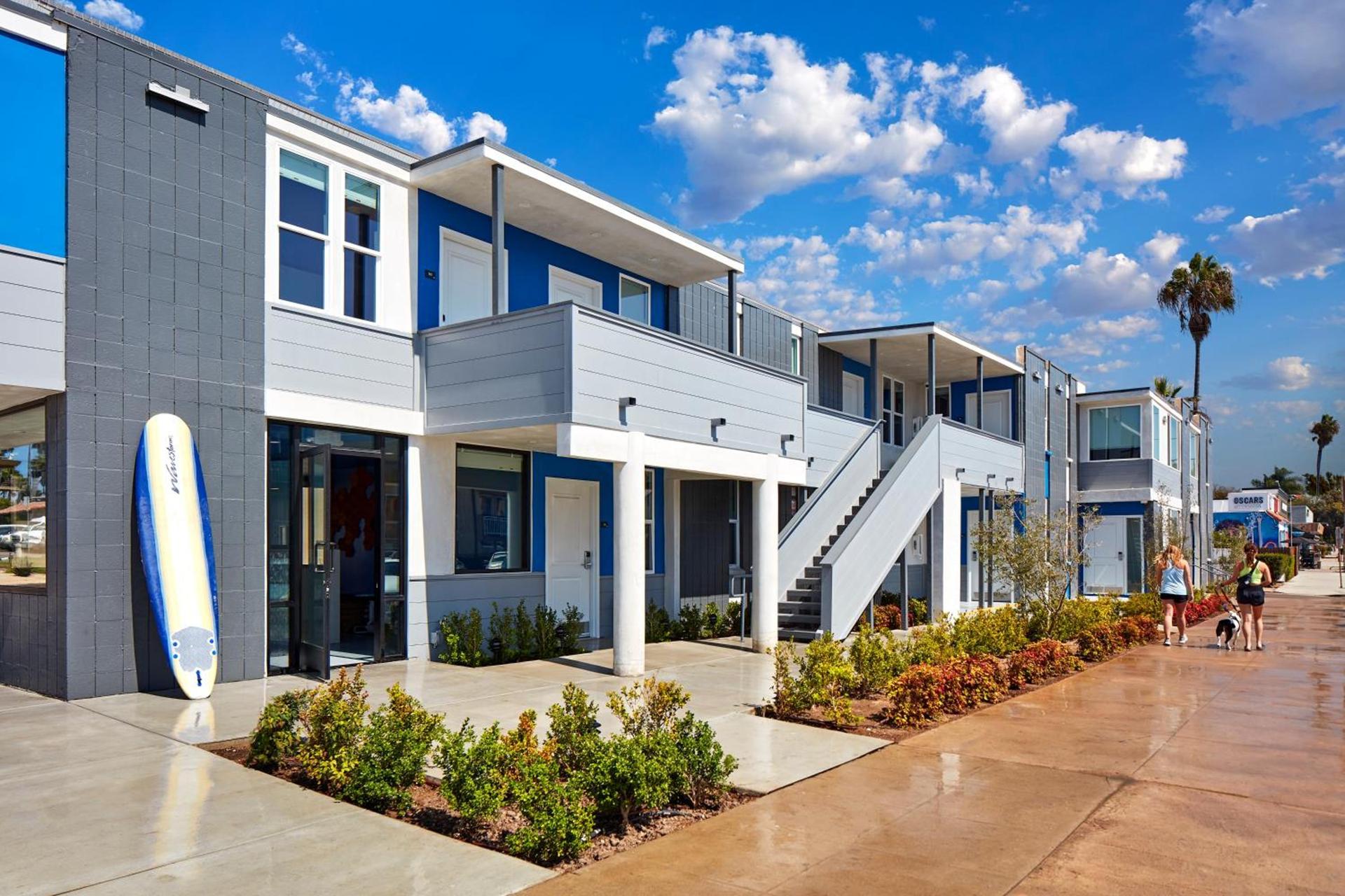 Pacific View Inn photo 5